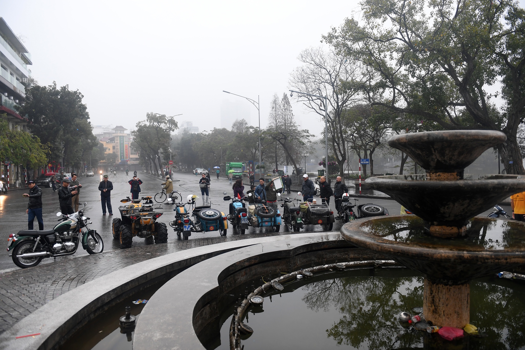 khong khi sang mung 1 tet anh 14