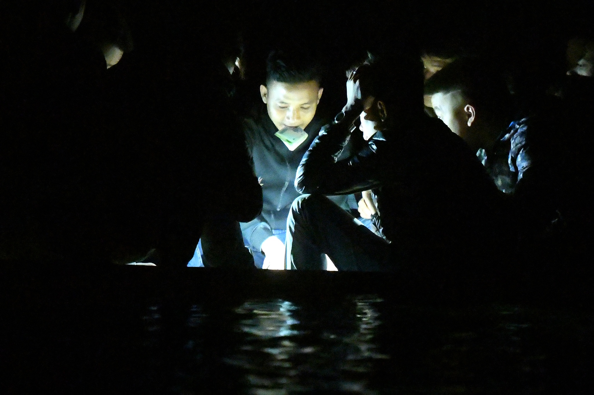 danh bai an tien le hoi chua huong anh 10