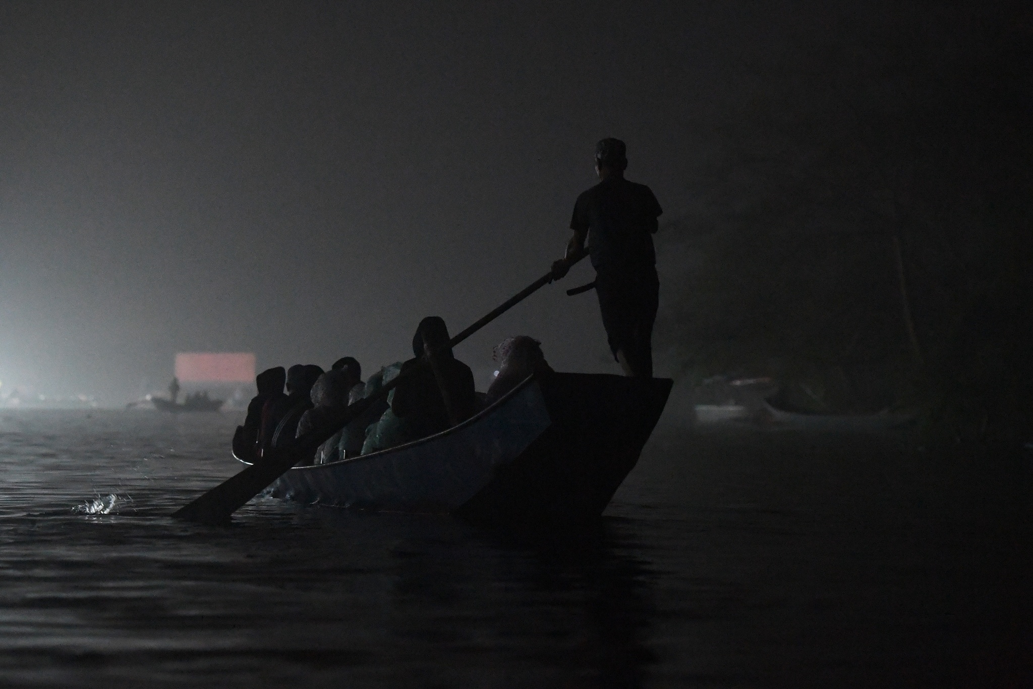 danh bai an tien le hoi chua huong anh 11