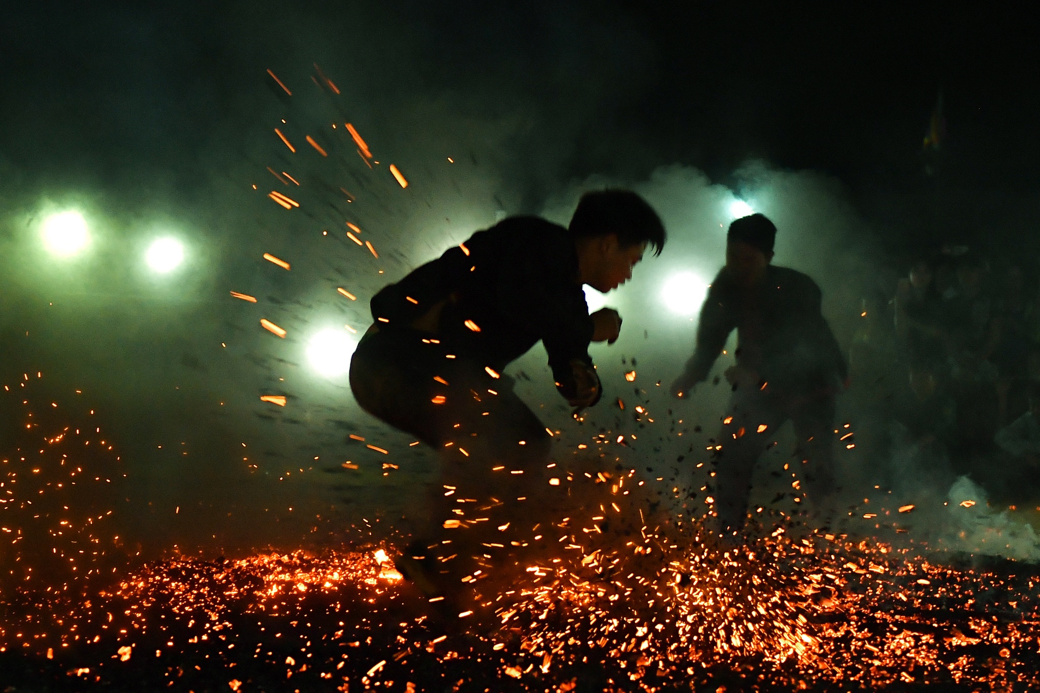 nhay lua pa then anh 14