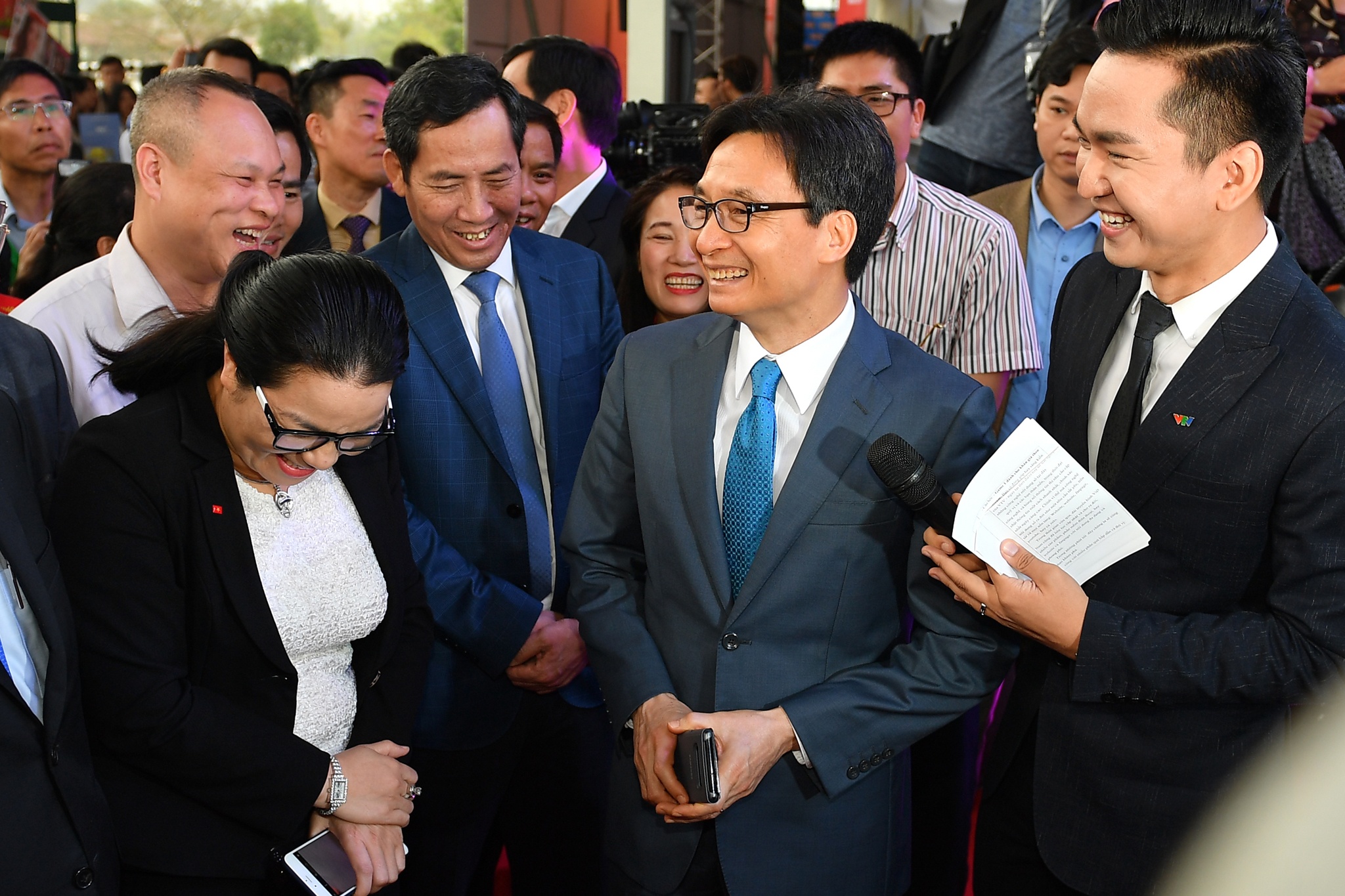 khai mac hoi bao 2018 anh 4