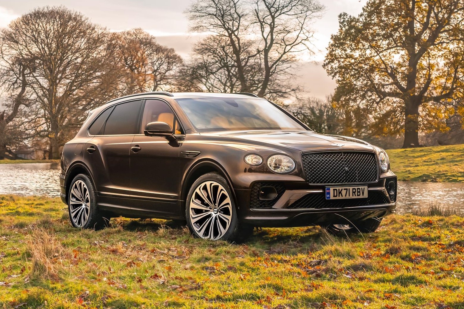 Bộ sưu tập Bentley Bentayga đặc biệt  ảnh 1 Bo suu tap Bentley Bentayga dac biet anh 1
