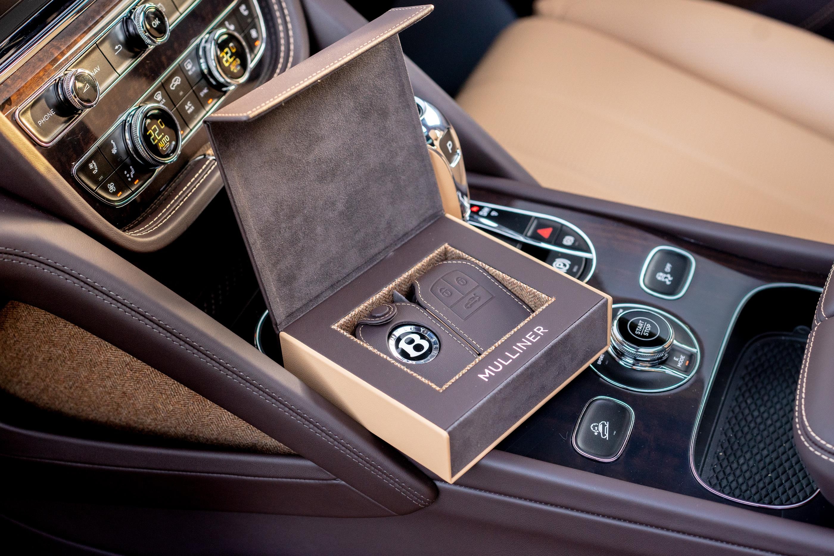 Bộ sưu tập Bentley Bentayga đặc biệt  ảnh 8 Bo suu tap Bentley Bentayga dac biet anh 8