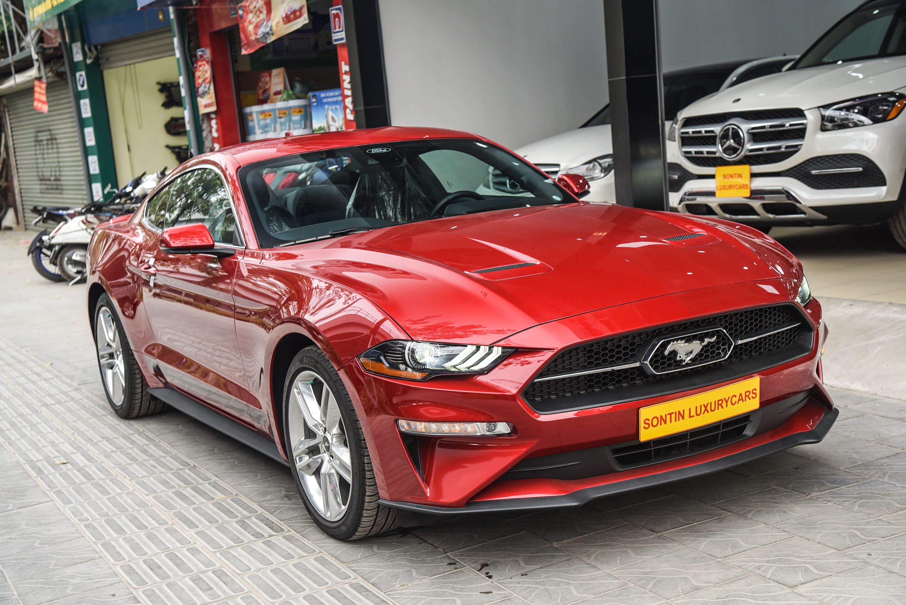 Ford Mustang 2022 anh 1