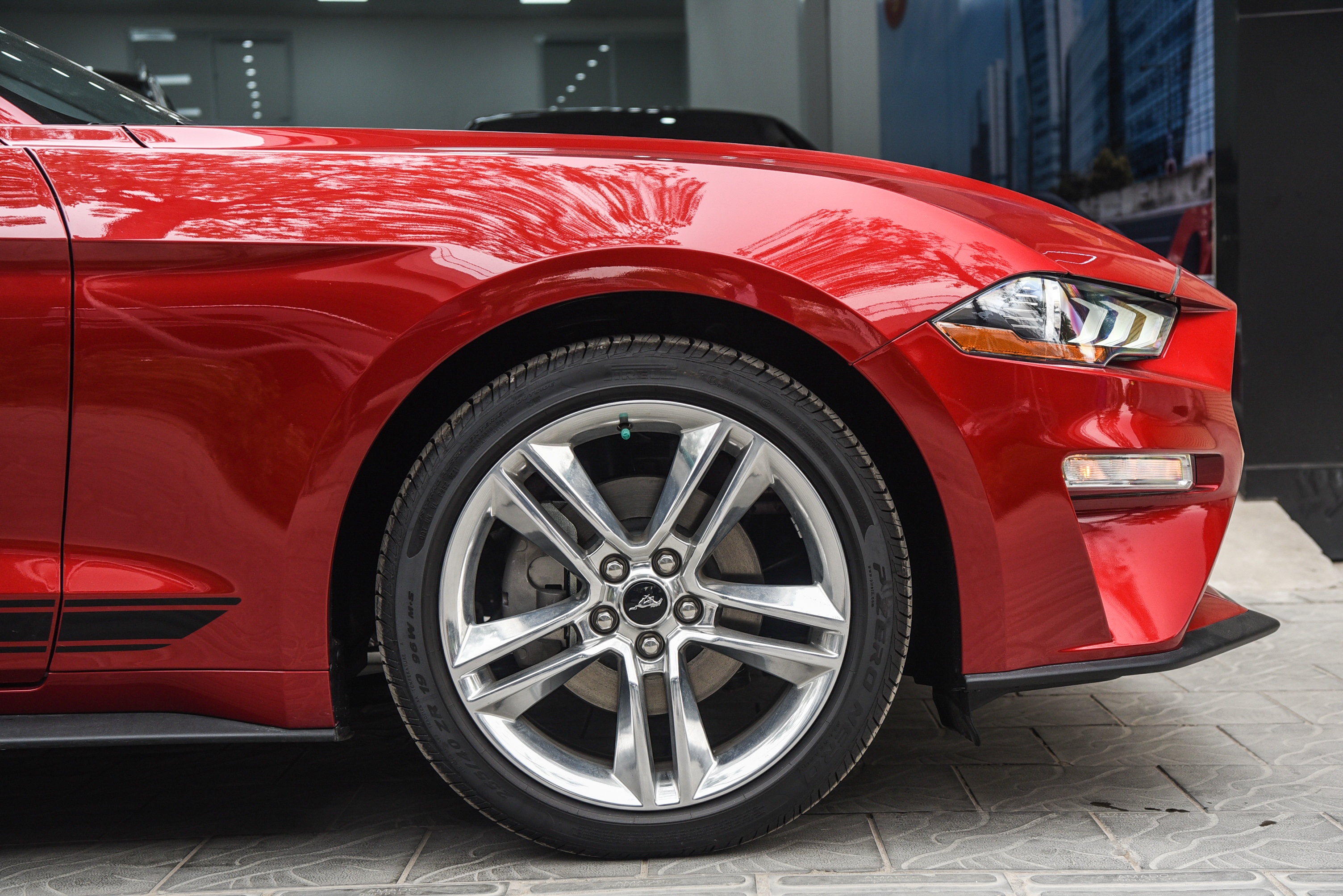 Ford Mustang 2022 anh 5