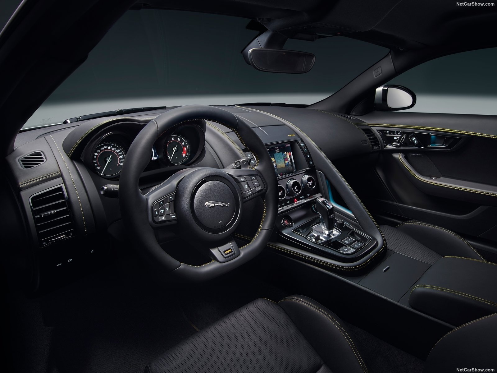 trien lam oto viet nam 2019 anh 24