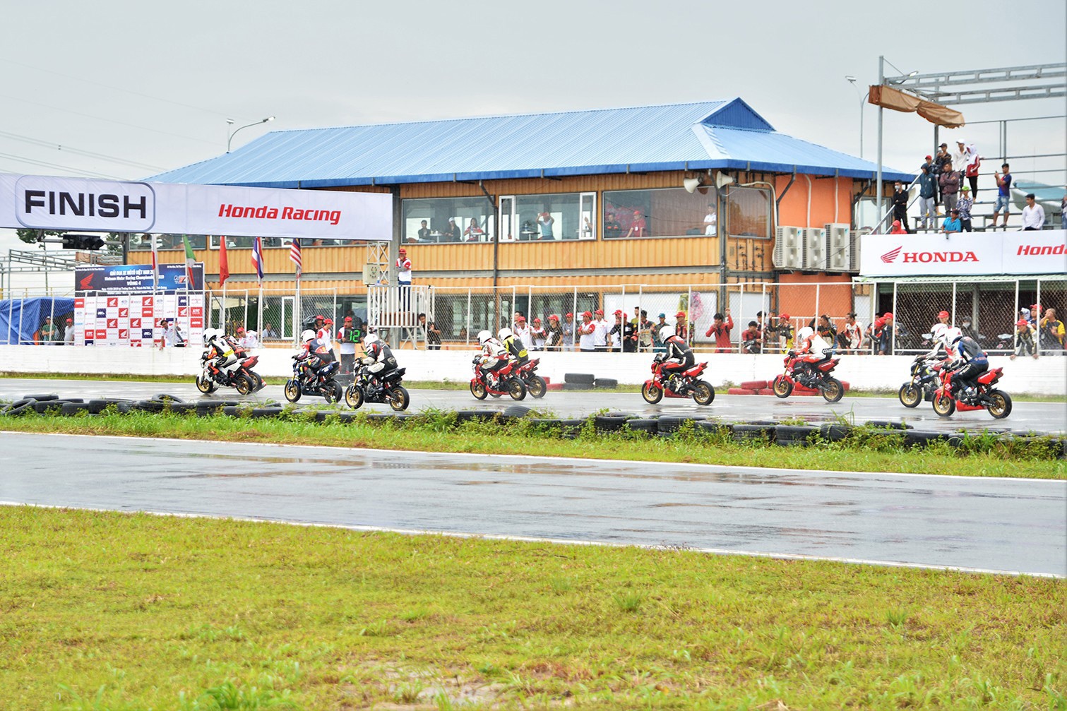 đua xe motoGP ảnh 3 dua xe motoGP anh 3