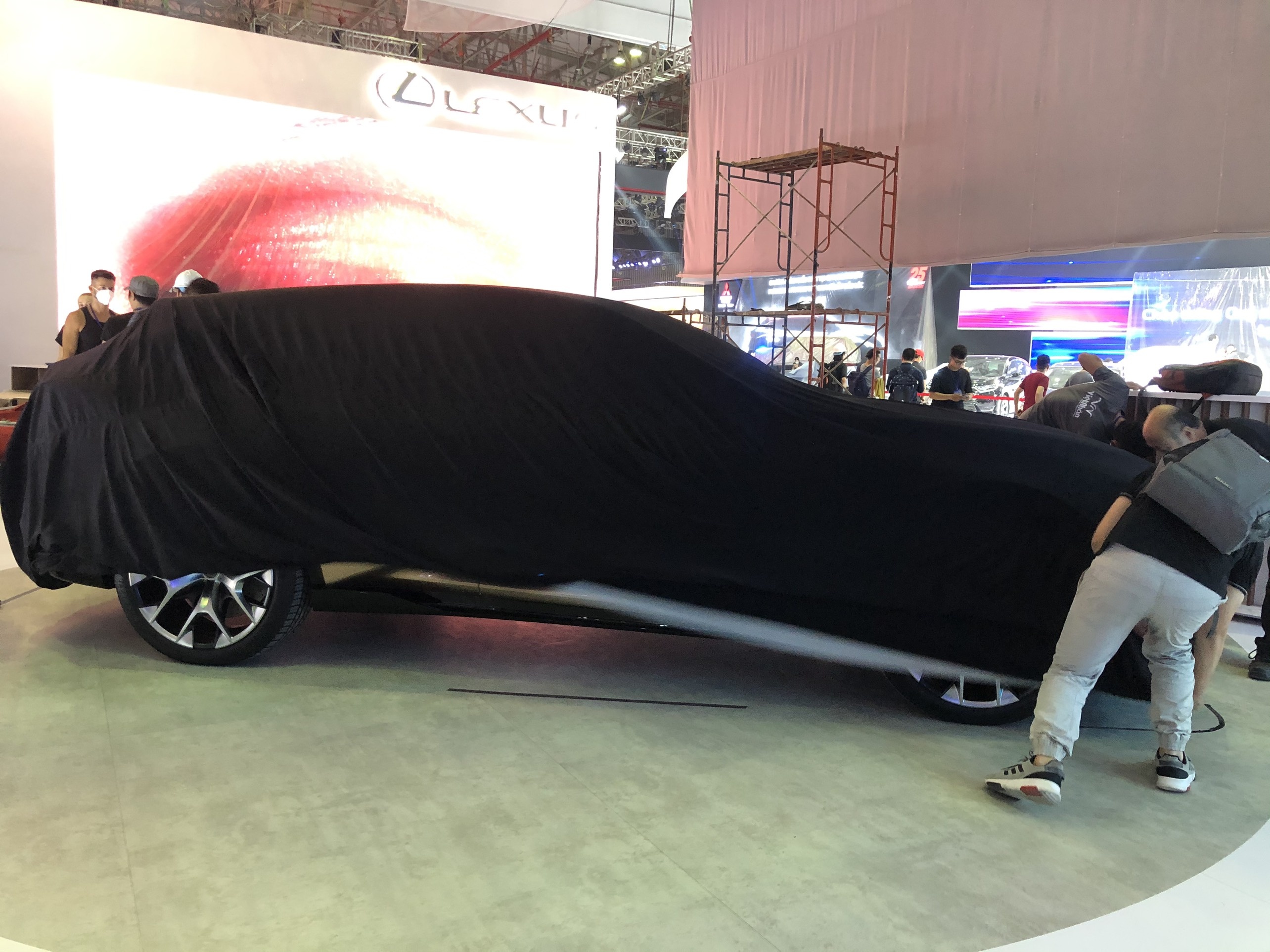 triển lãm ôtô Việt Nam 2019 ảnh 2 trien lam oto Viet Nam 2019 anh 2