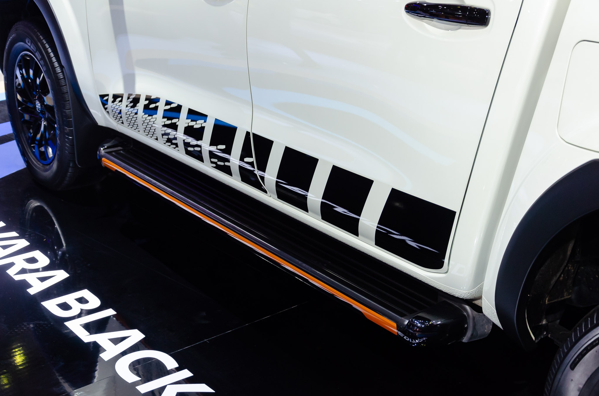 Nissan Navara ban dac biet anh 7