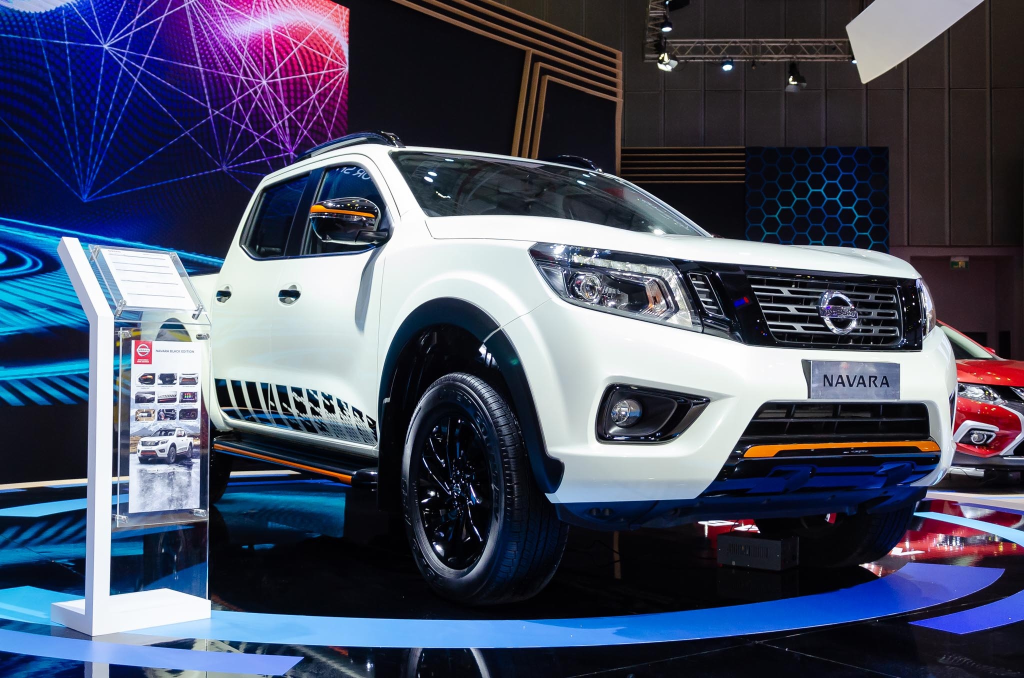 Nissan Navara ban dac biet anh 1