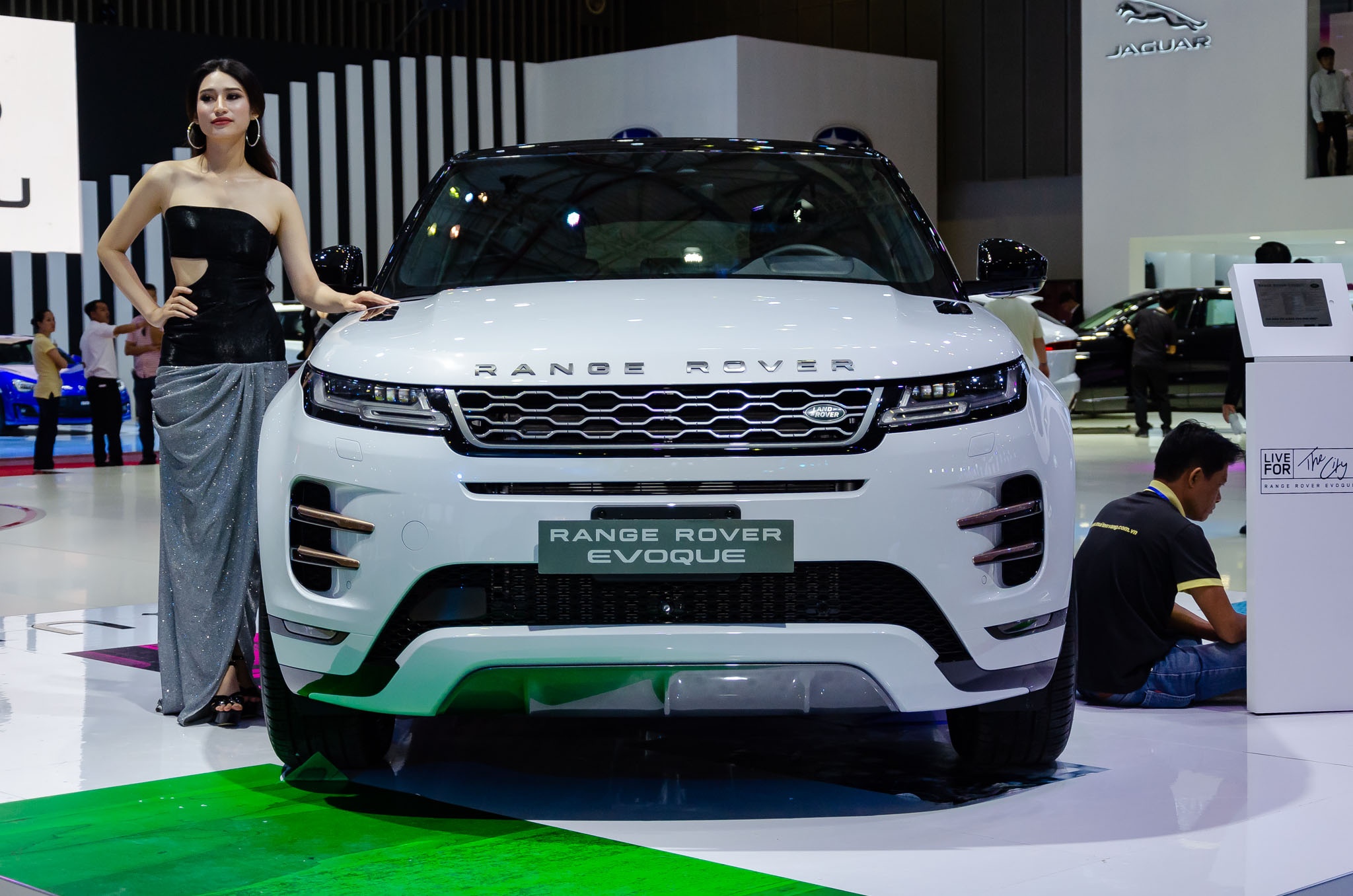 Range Rover nang cap 2020 anh 4