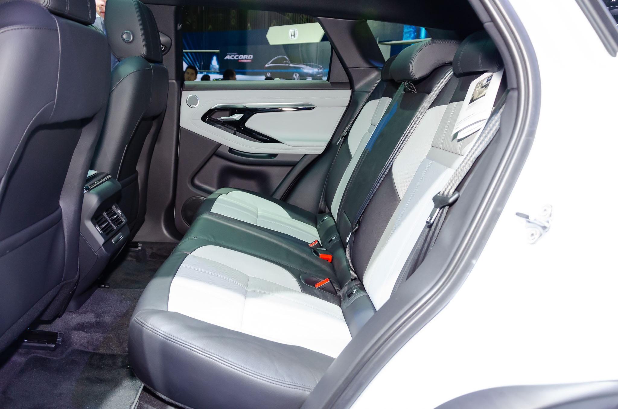 Range Rover nang cap 2020 anh 9