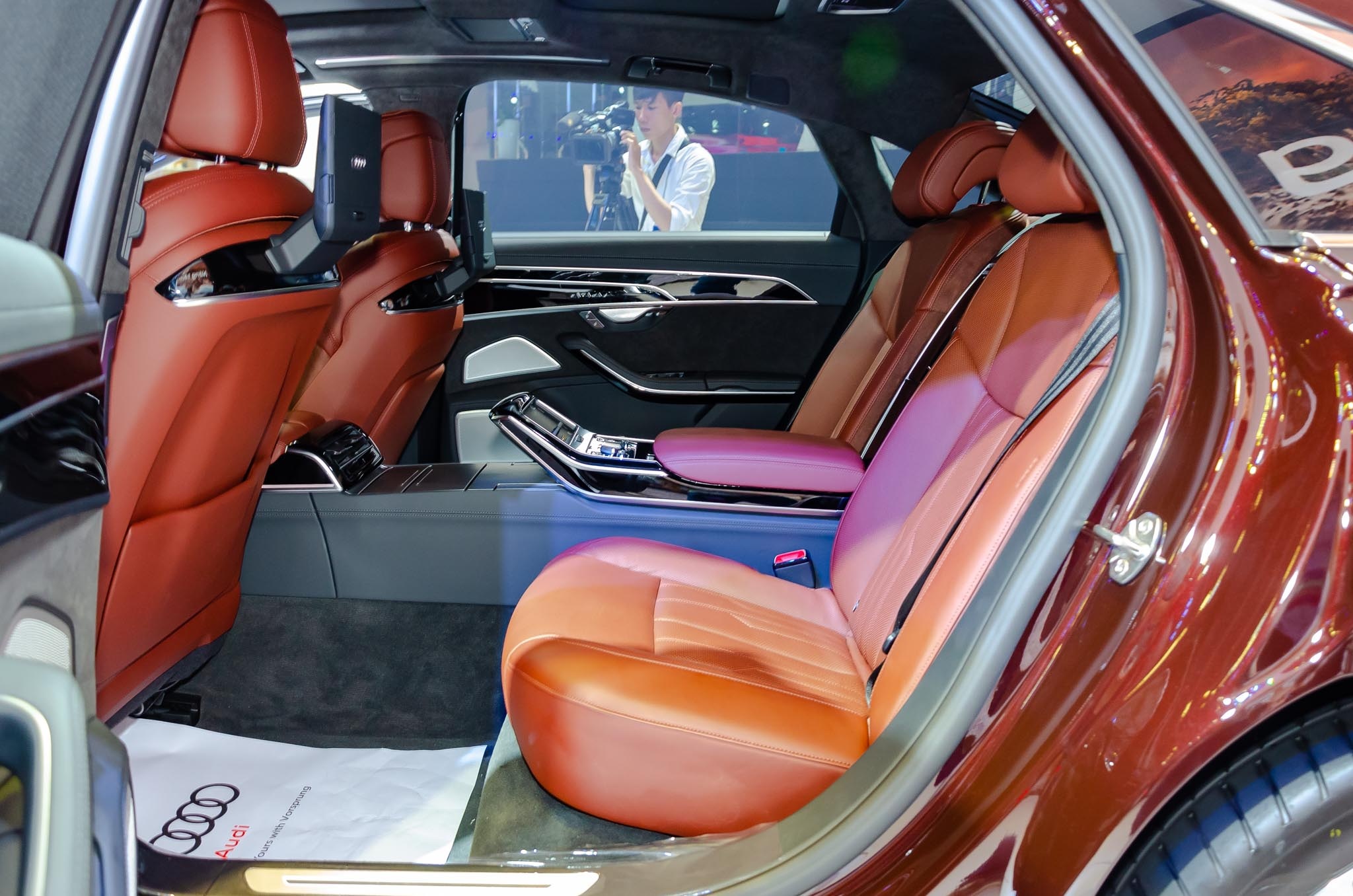 gia xe audi a8 moi anh 8