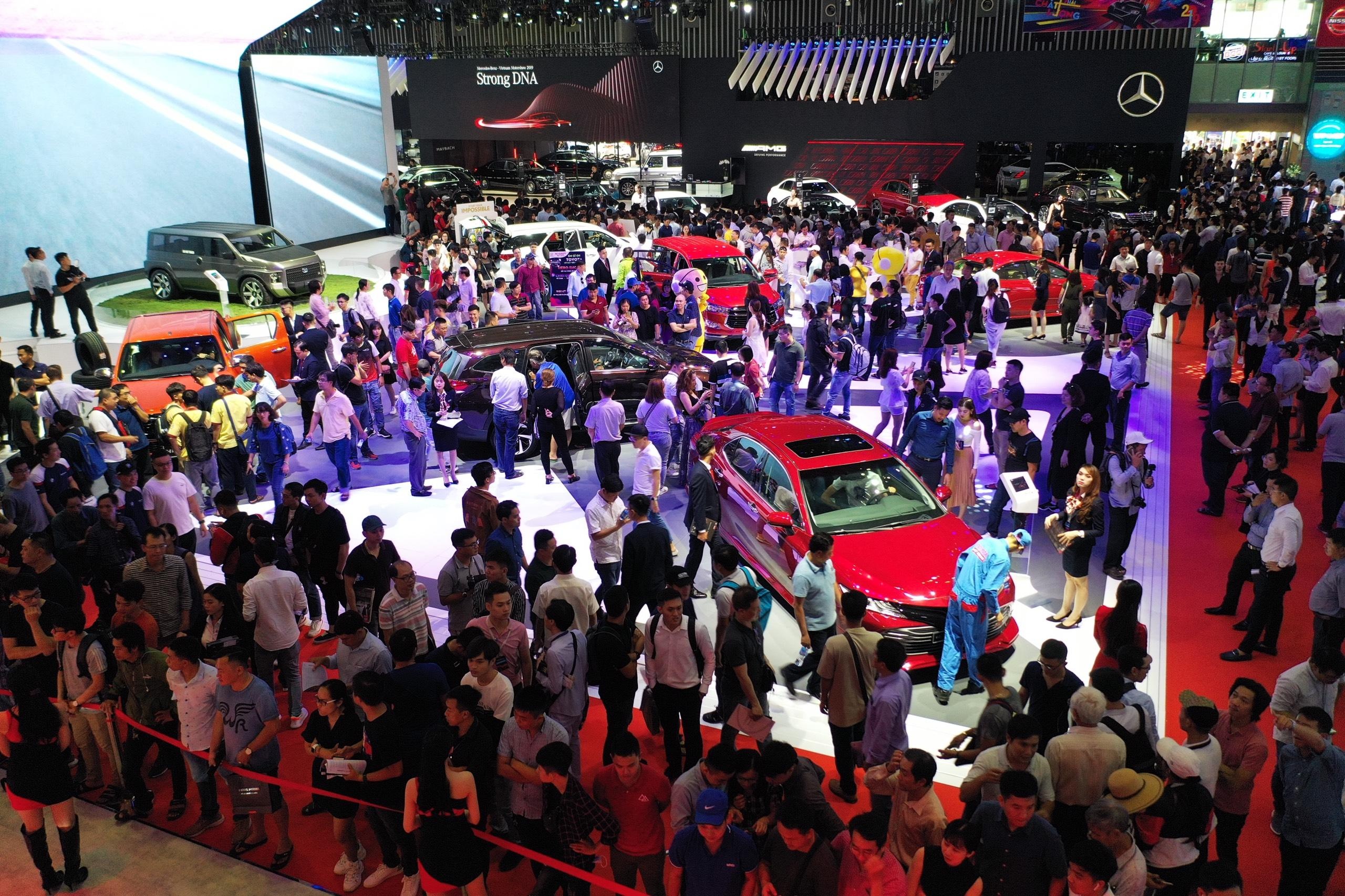 mua ôtô cuối năm ảnh 1 mua oto cuoi nam anh 1