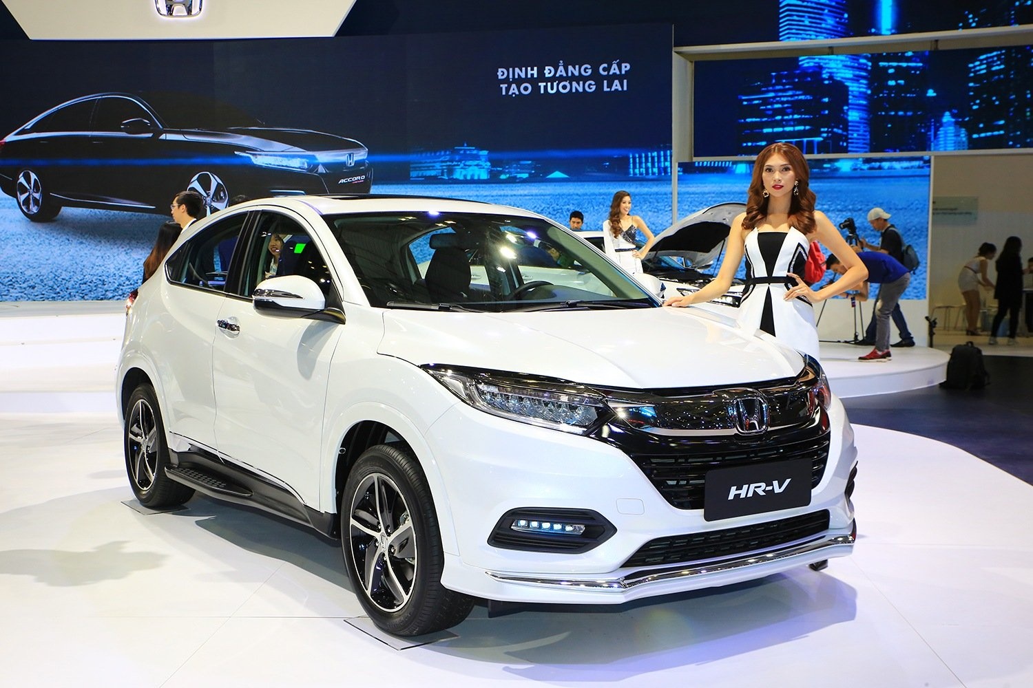 gia xe Honda Accord anh 18