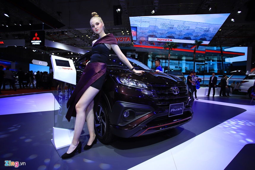 gia xe Toyota tai Viet Nam anh 17