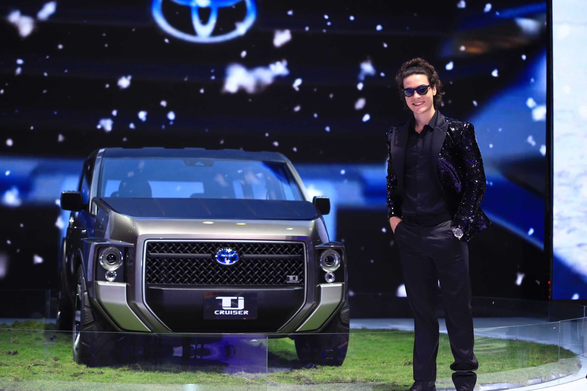 gia xe Toyota tai Viet Nam anh 2