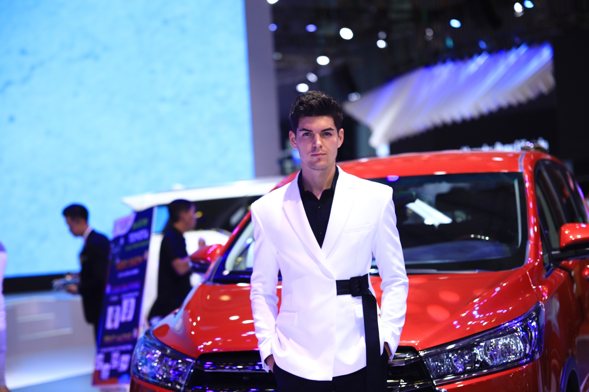 gia xe Toyota tai Viet Nam anh 23