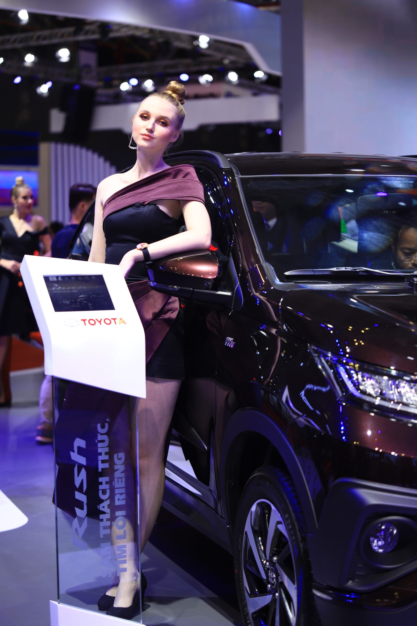 gia xe Toyota tai Viet Nam anh 33