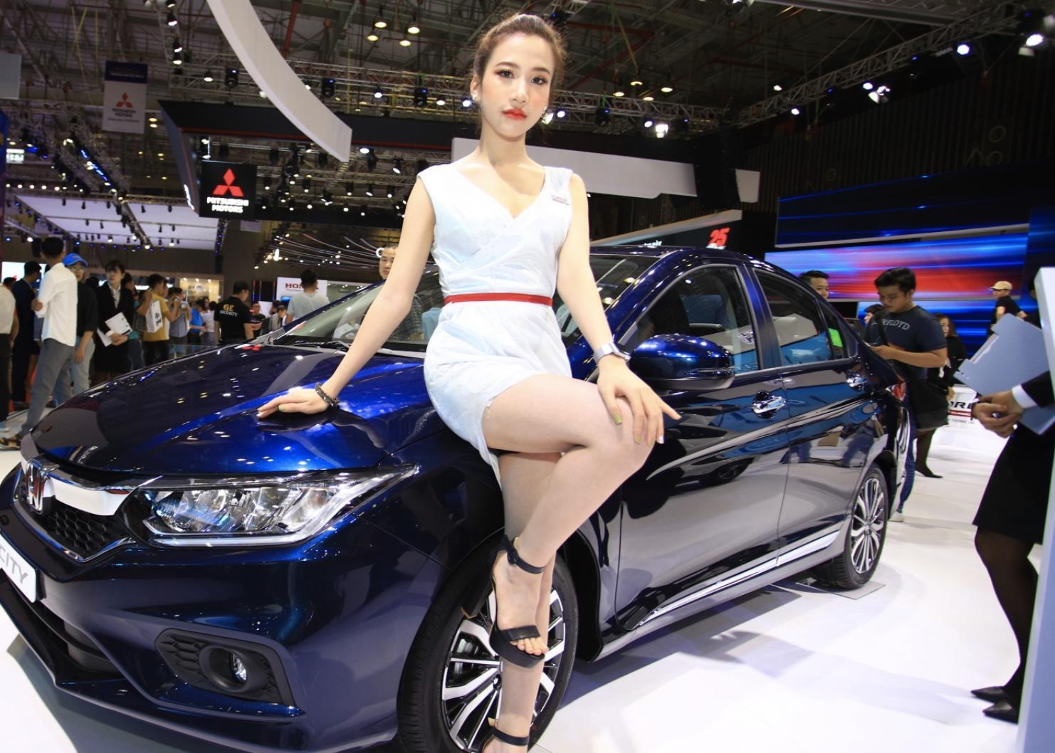 Honda - man tang toc cua Accord va xe dua F1 tai VMS 2019 hinh anh