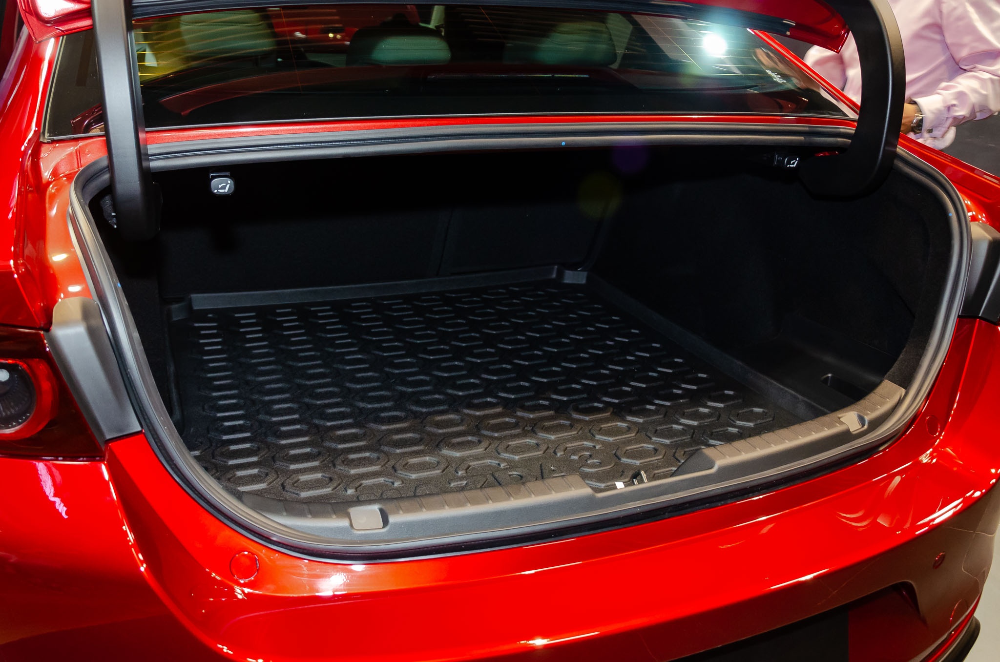 gia xe Mazda3 2020 anh 13