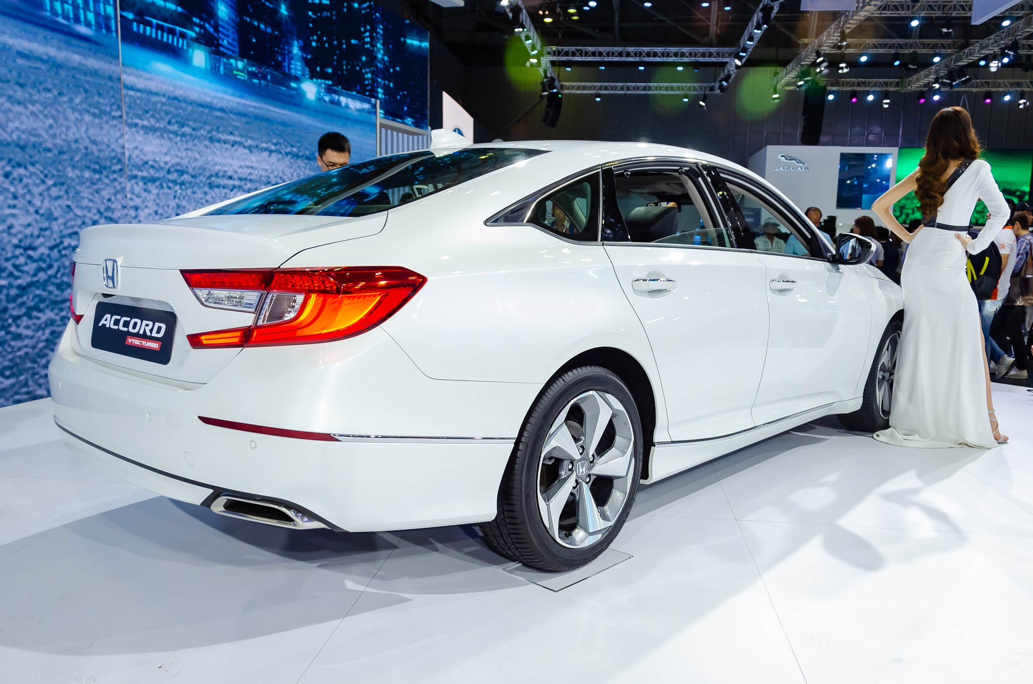 mua camry hay Accord anh 7