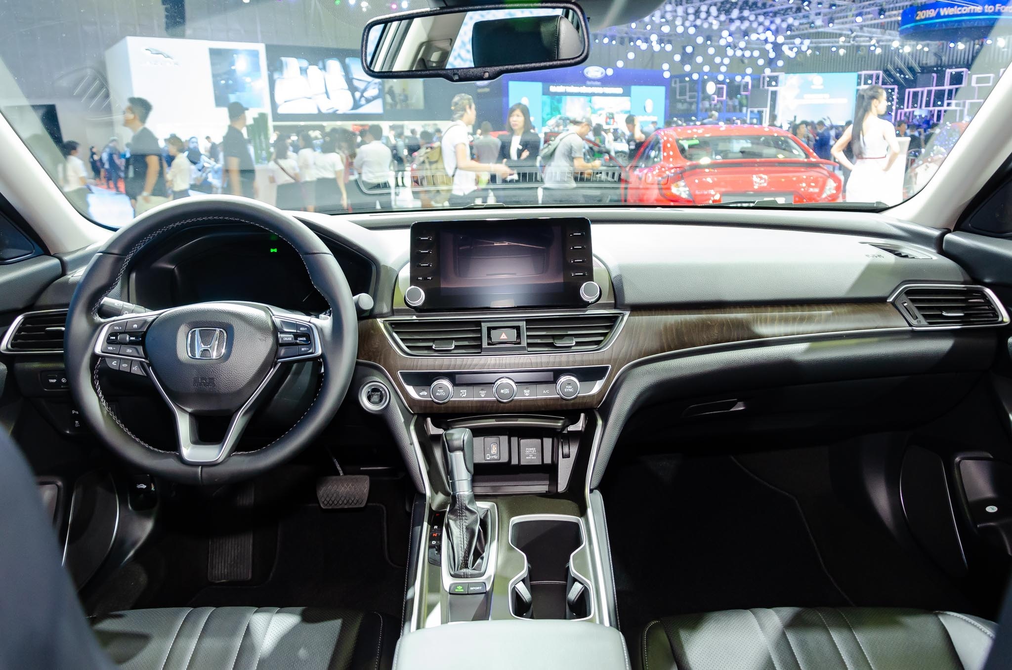 mua camry hay Accord anh 10