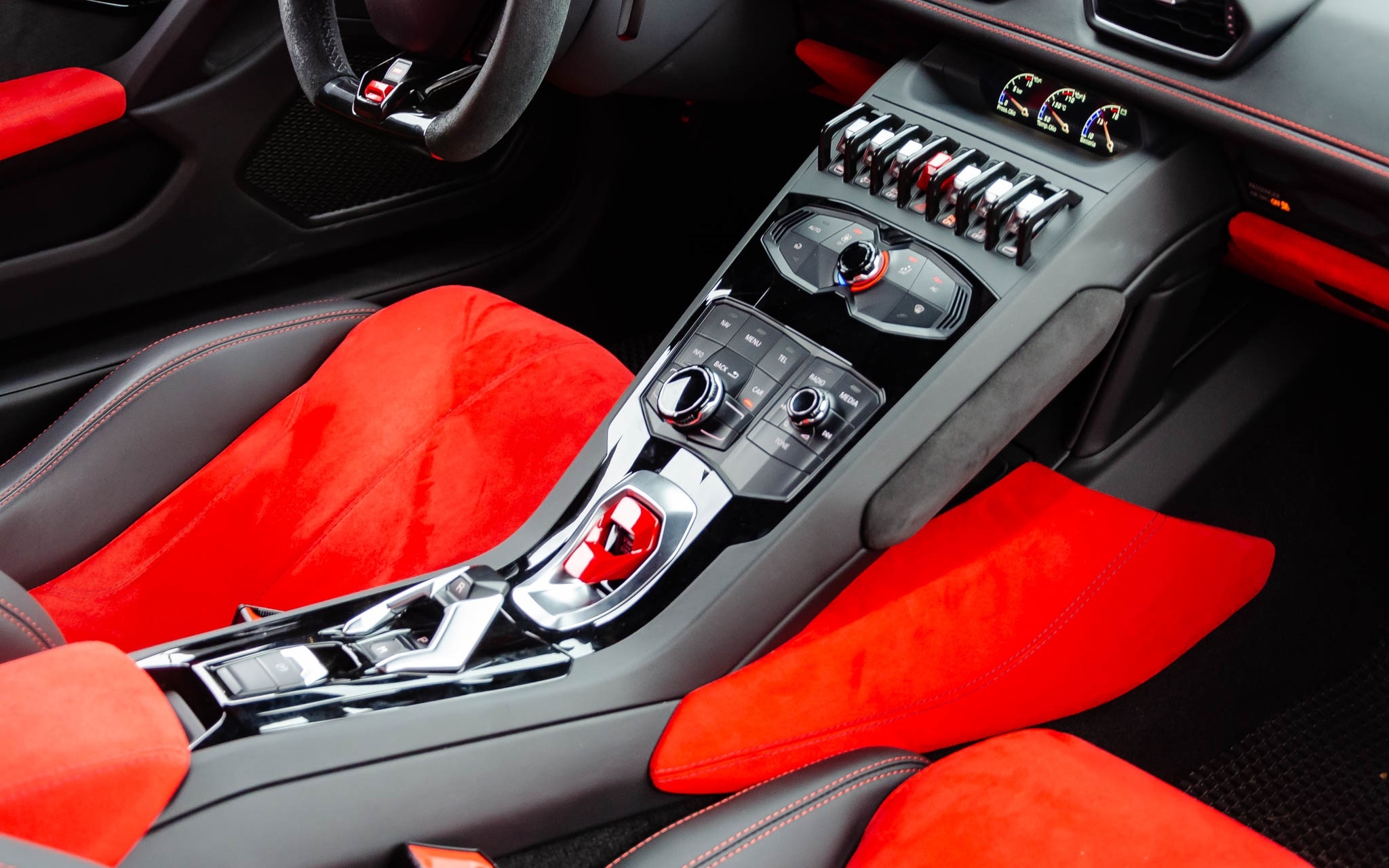 sieu xe Lamborghini Huracan anh 16