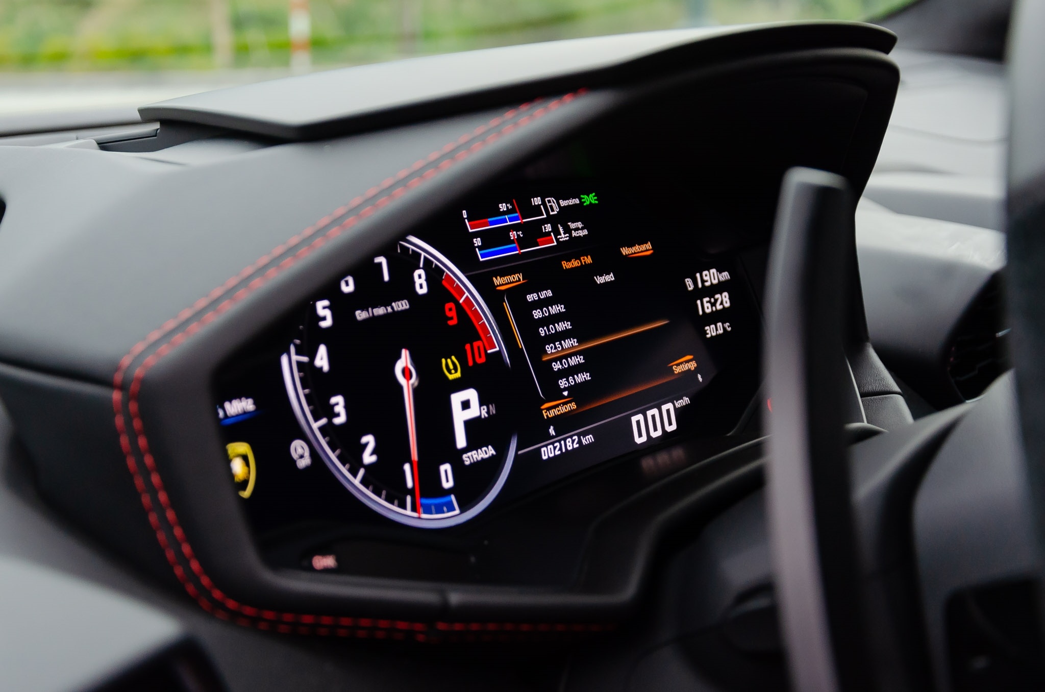 sieu xe Lamborghini Huracan anh 17