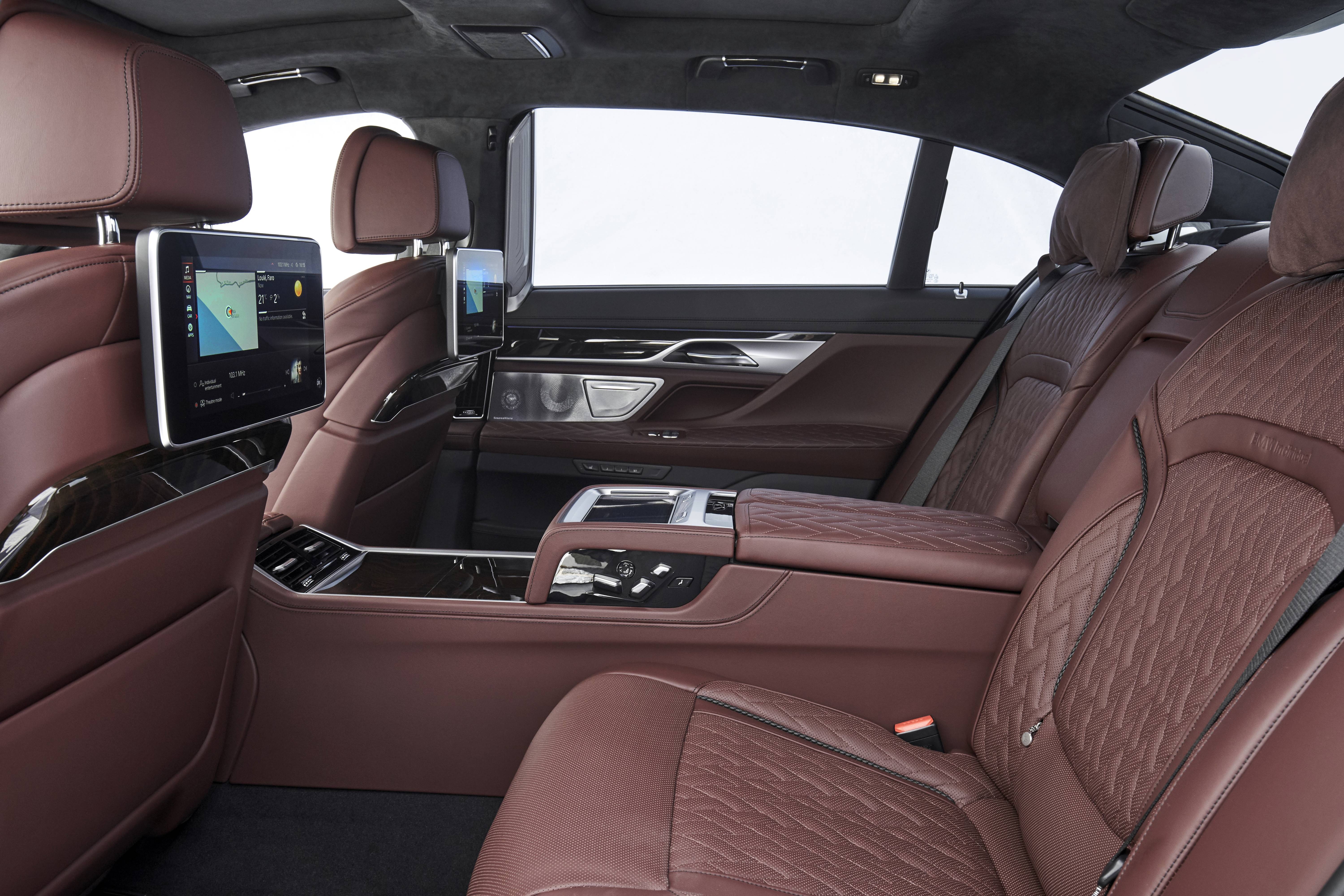 gia xe bmw Viet Nam anh 4