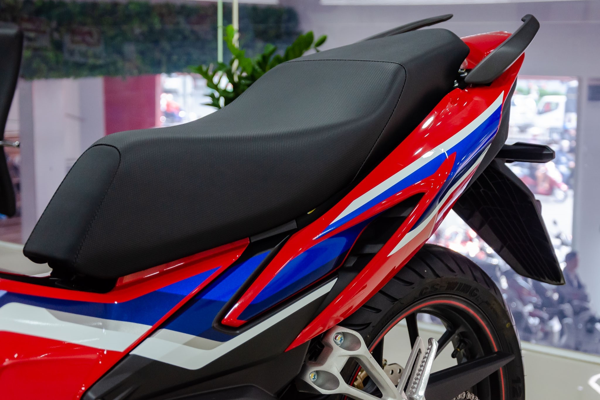 gia xe Honda winner x anh 8