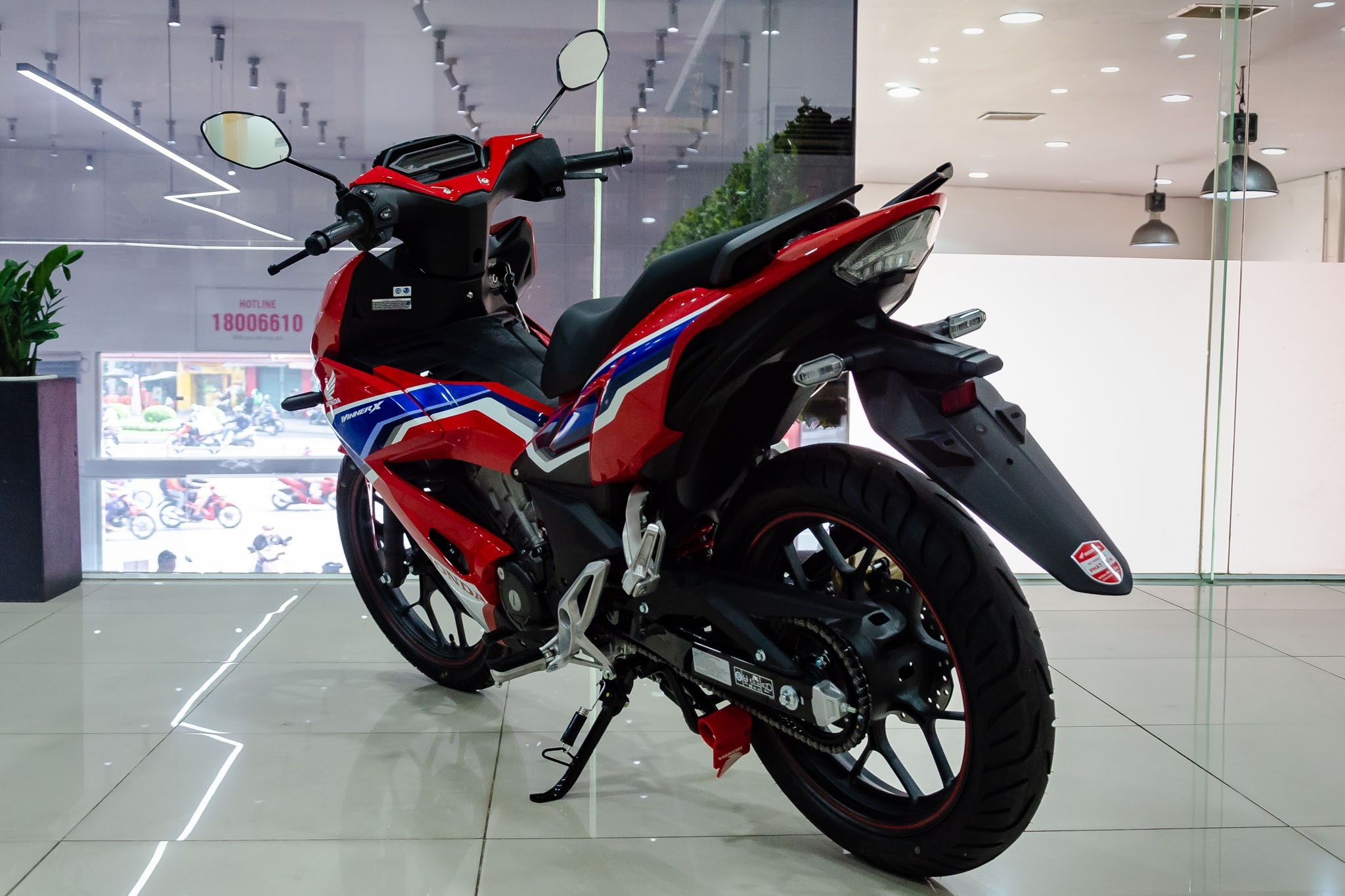 gia xe Honda winner x anh 3