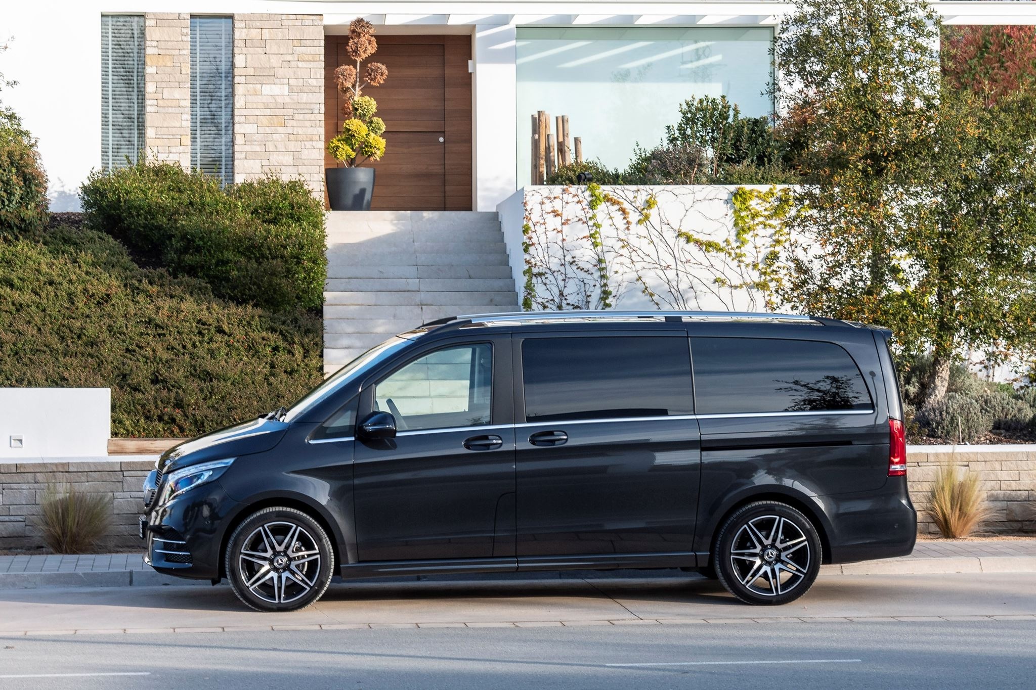 gia xe Mercedes 7 cho anh 2