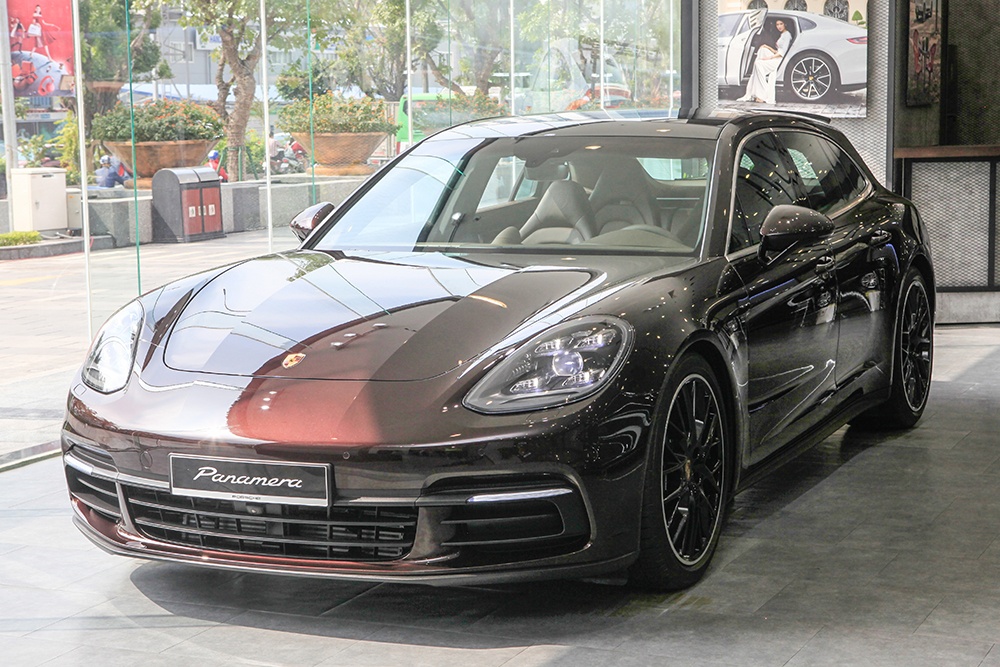 gia xe Porsche Panamera anh 1