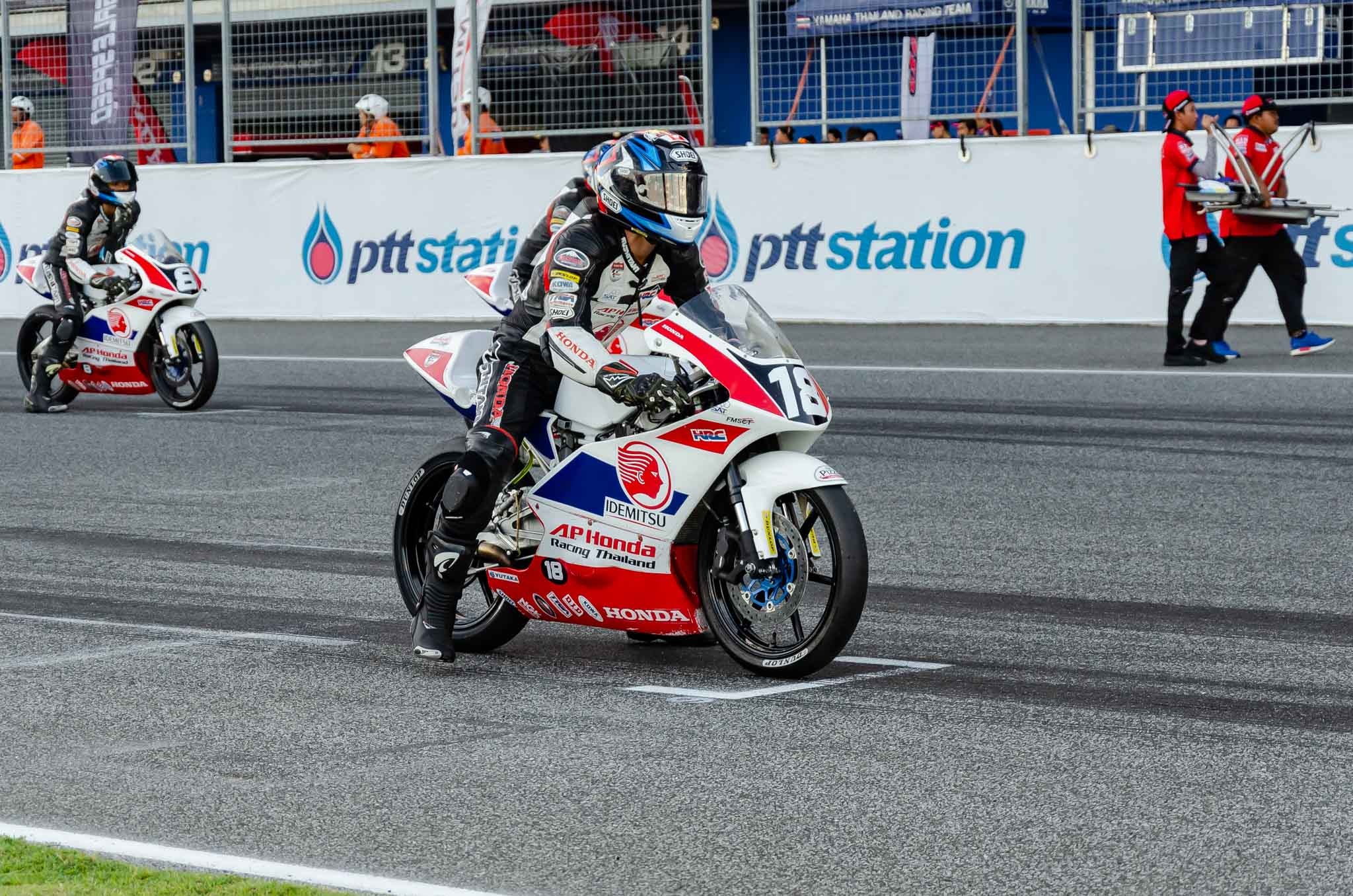 dua xe the thao anh 4