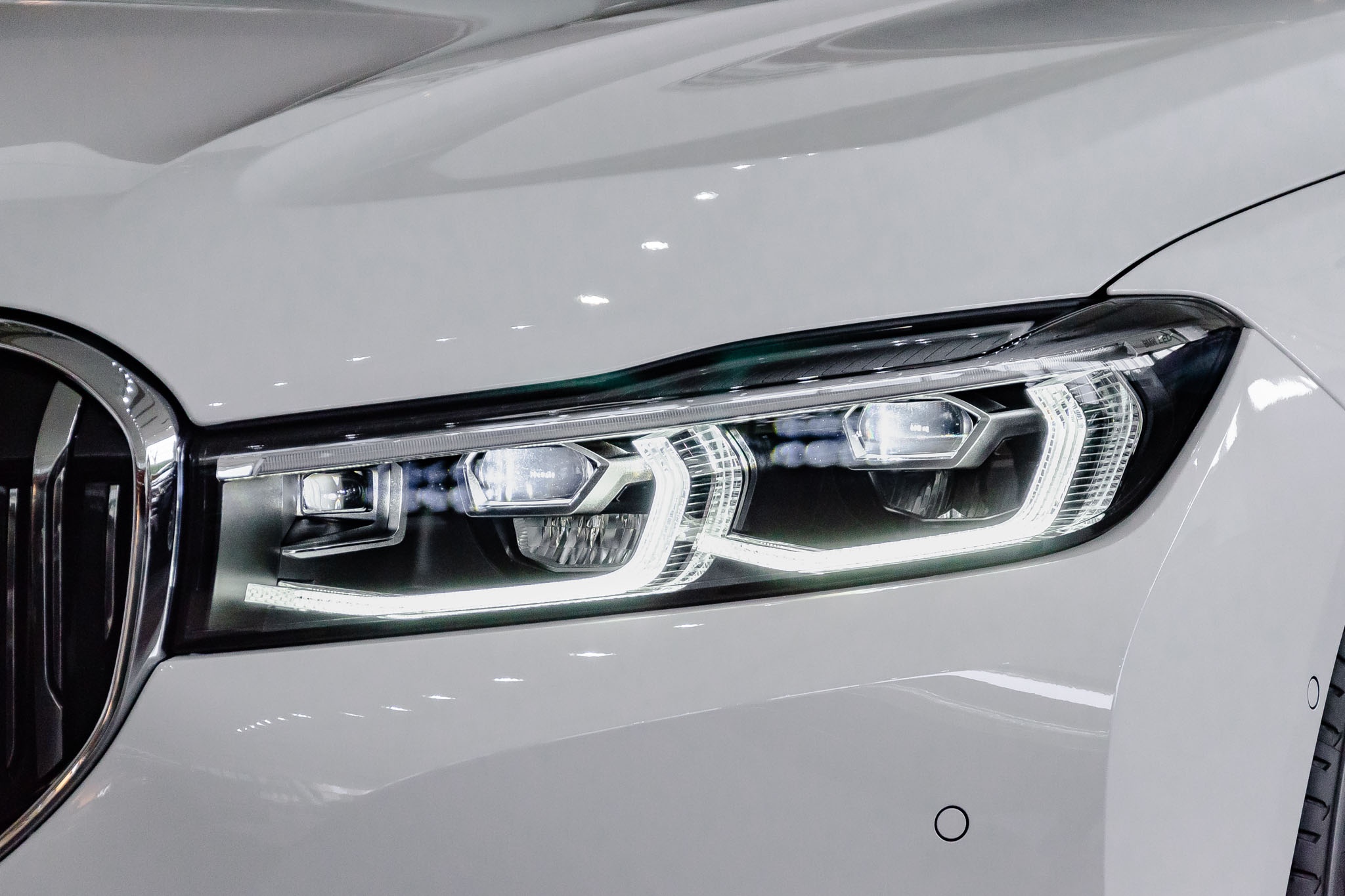 gia xe bmw 740li anh 7