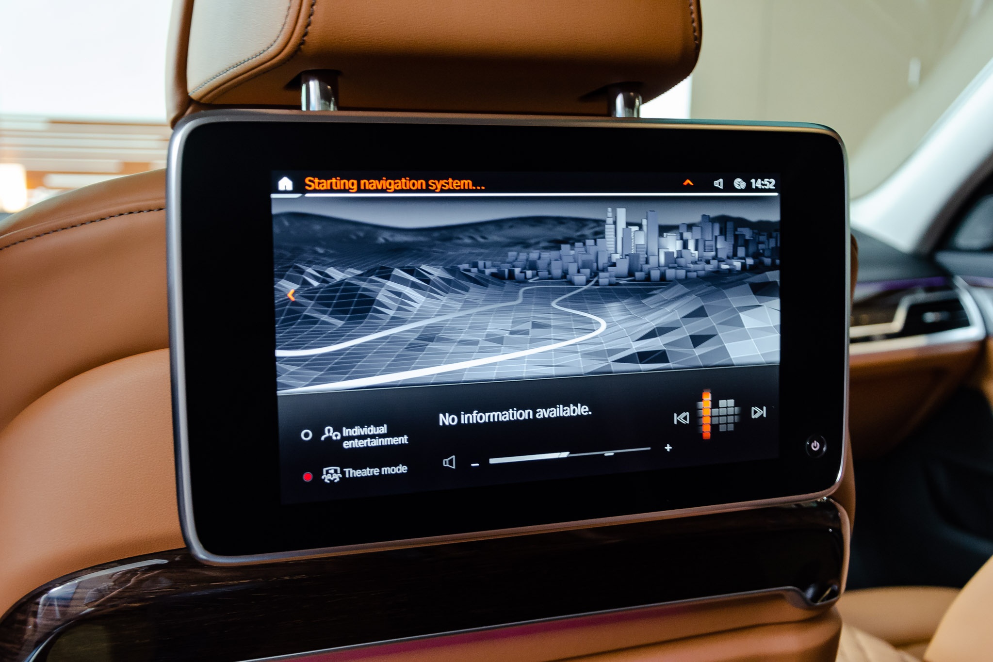 gia xe bmw 740li anh 25