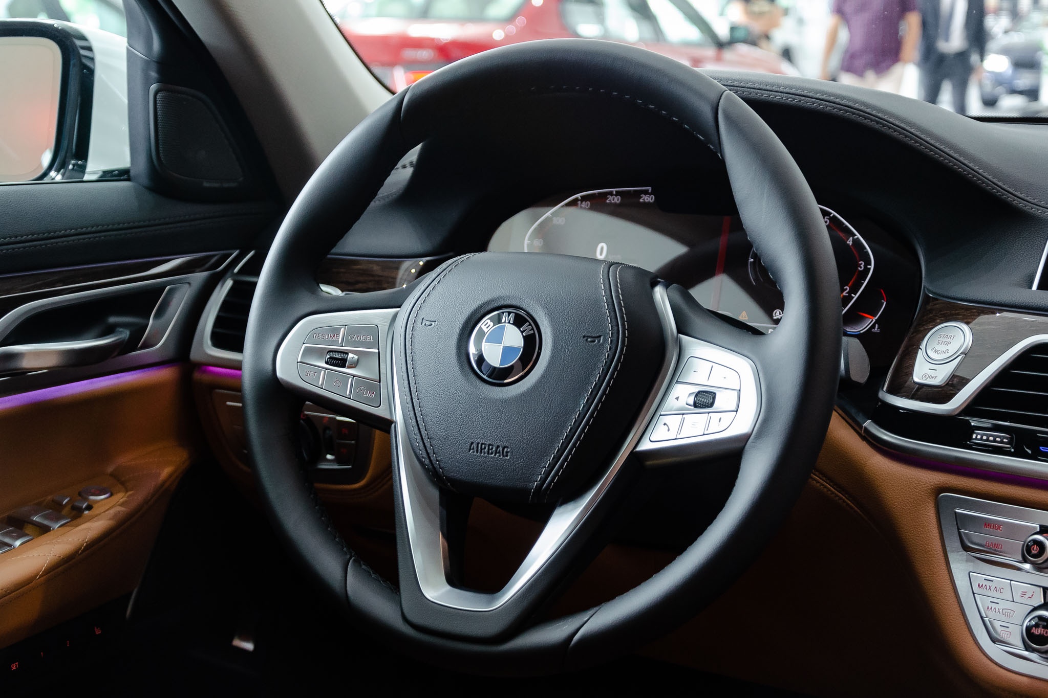 gia xe bmw 740li anh 15