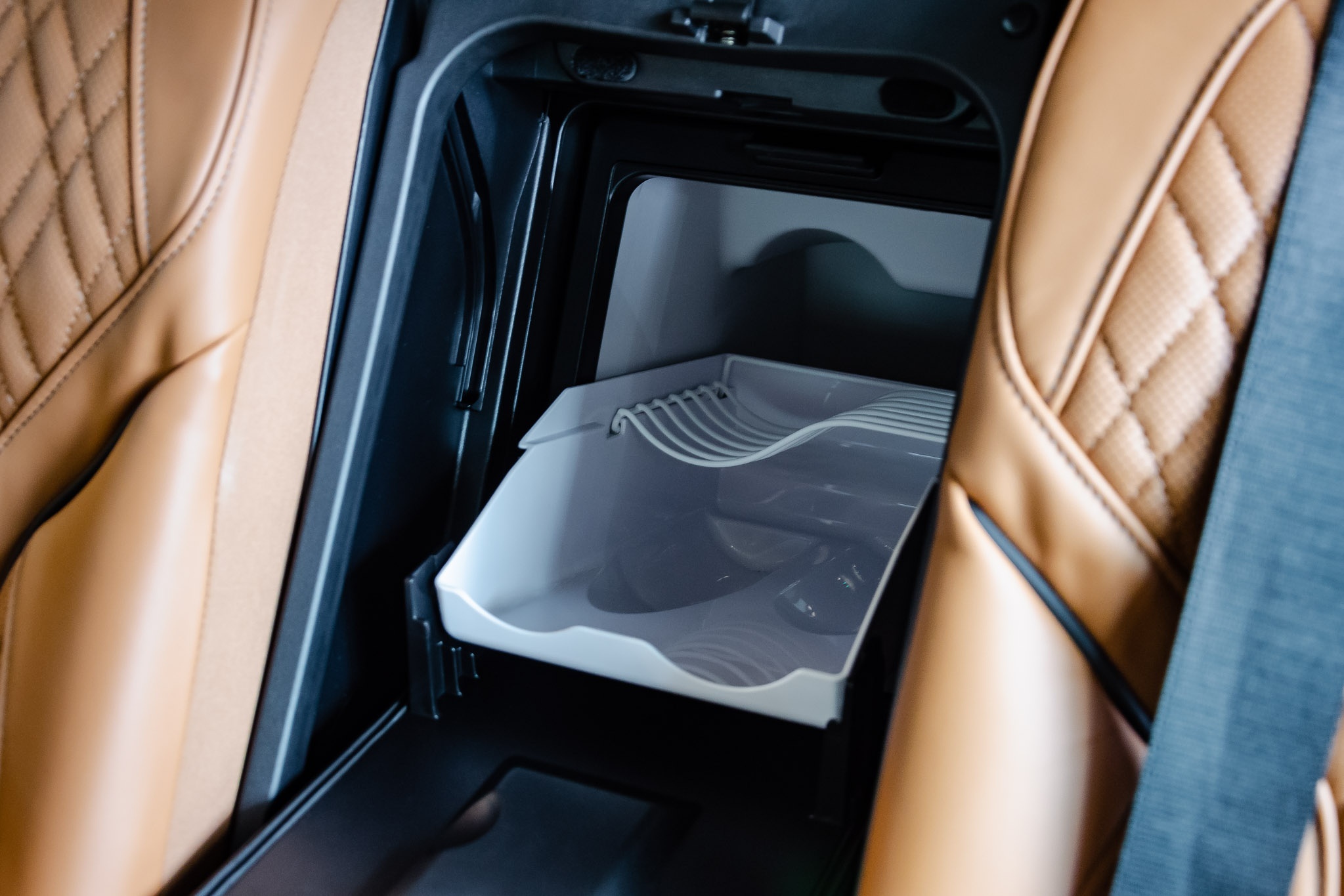 gia xe bmw 740li anh 27