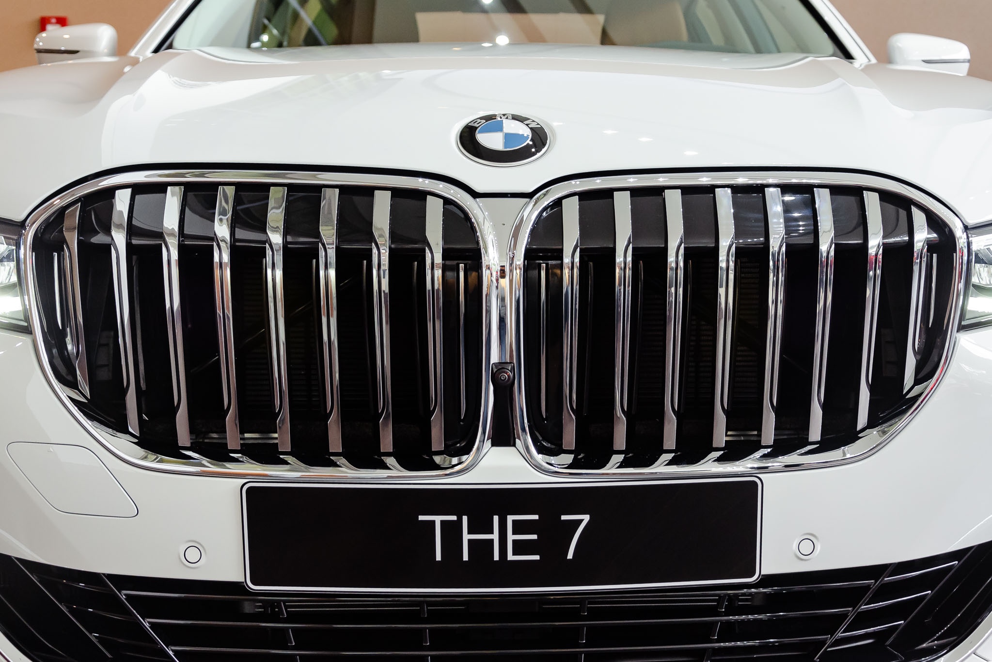 gia xe bmw 740li anh 6