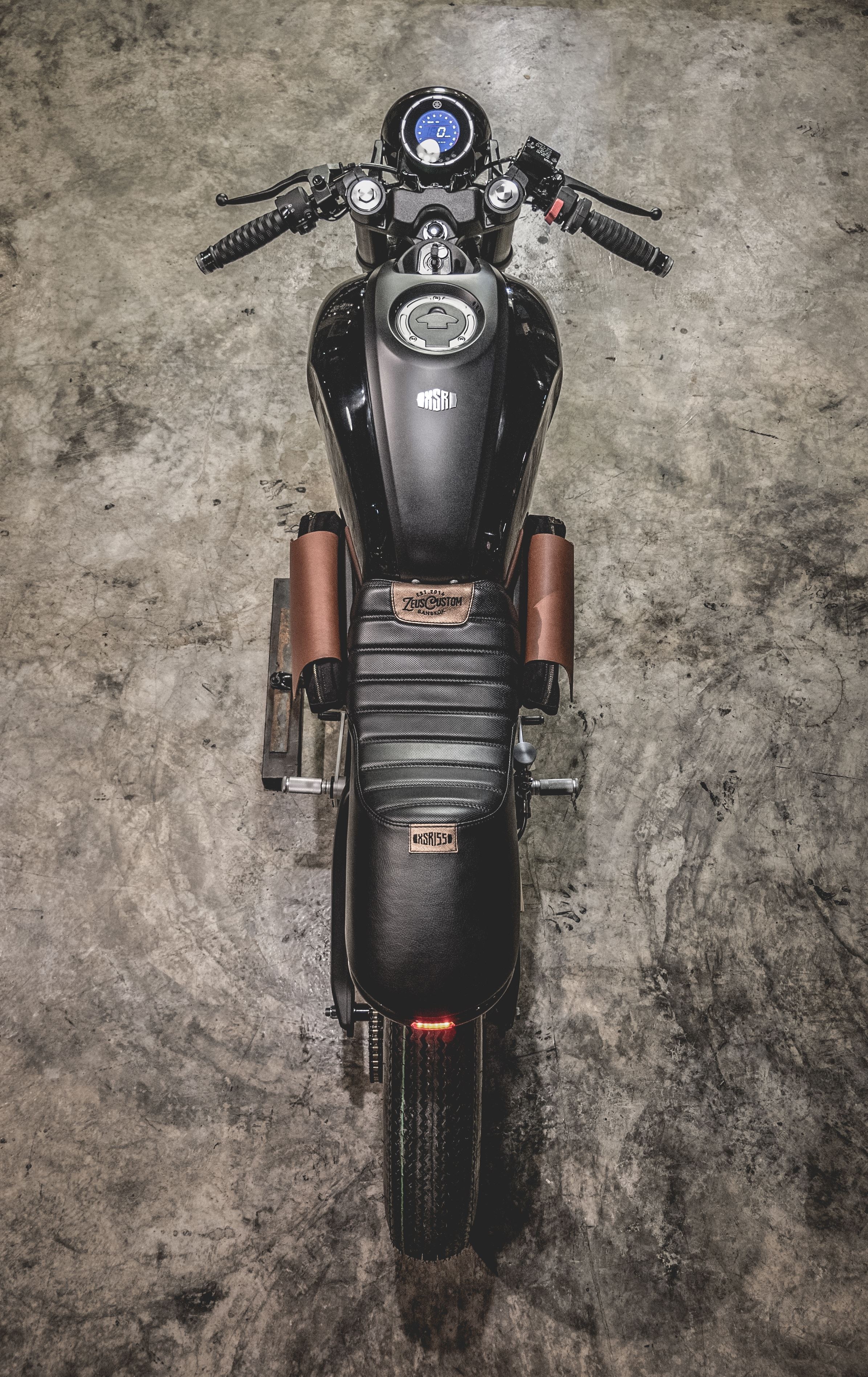 gia Yamaha xsr 155 anh 6