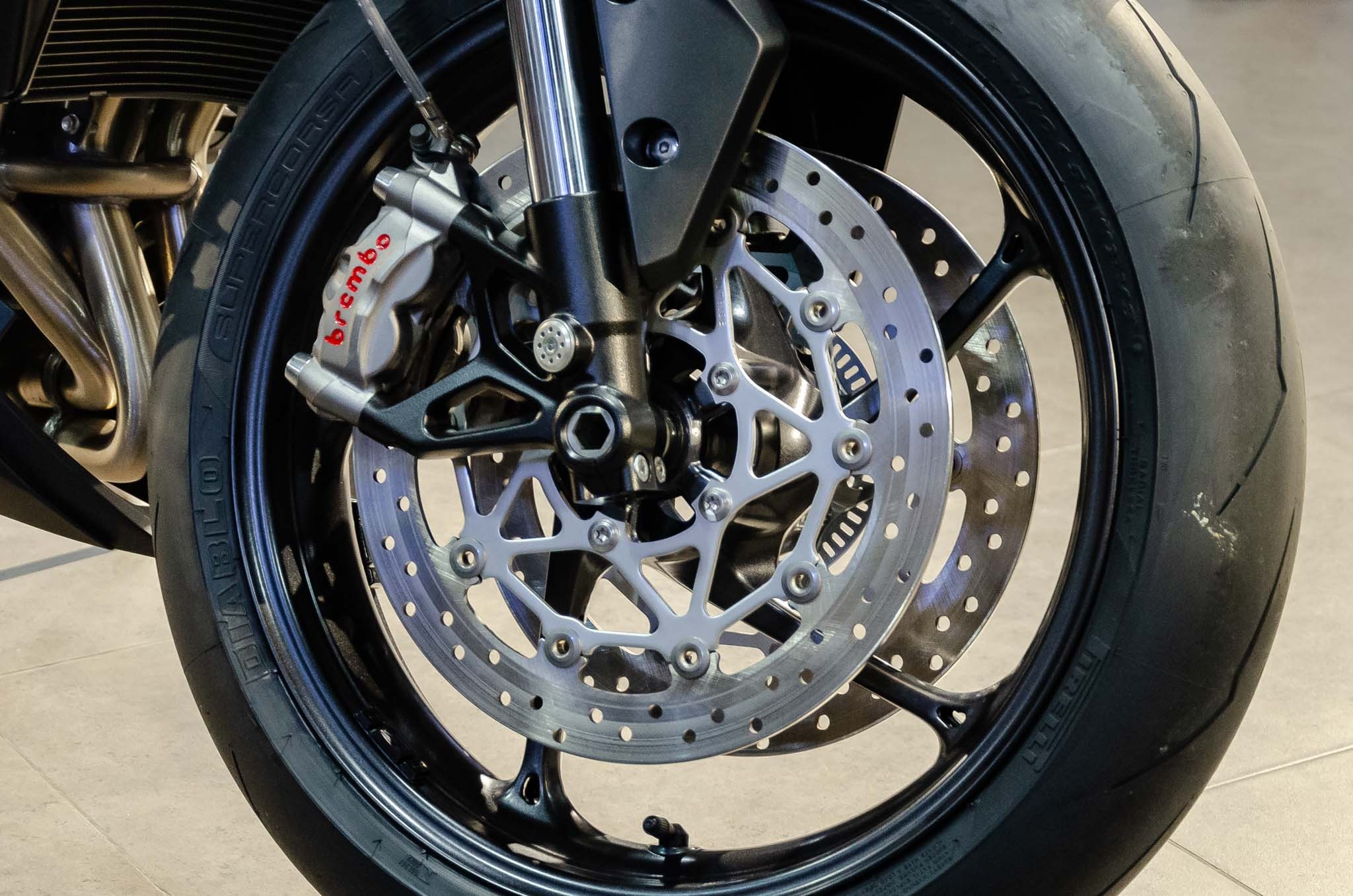 gia xe Triumph anh 6