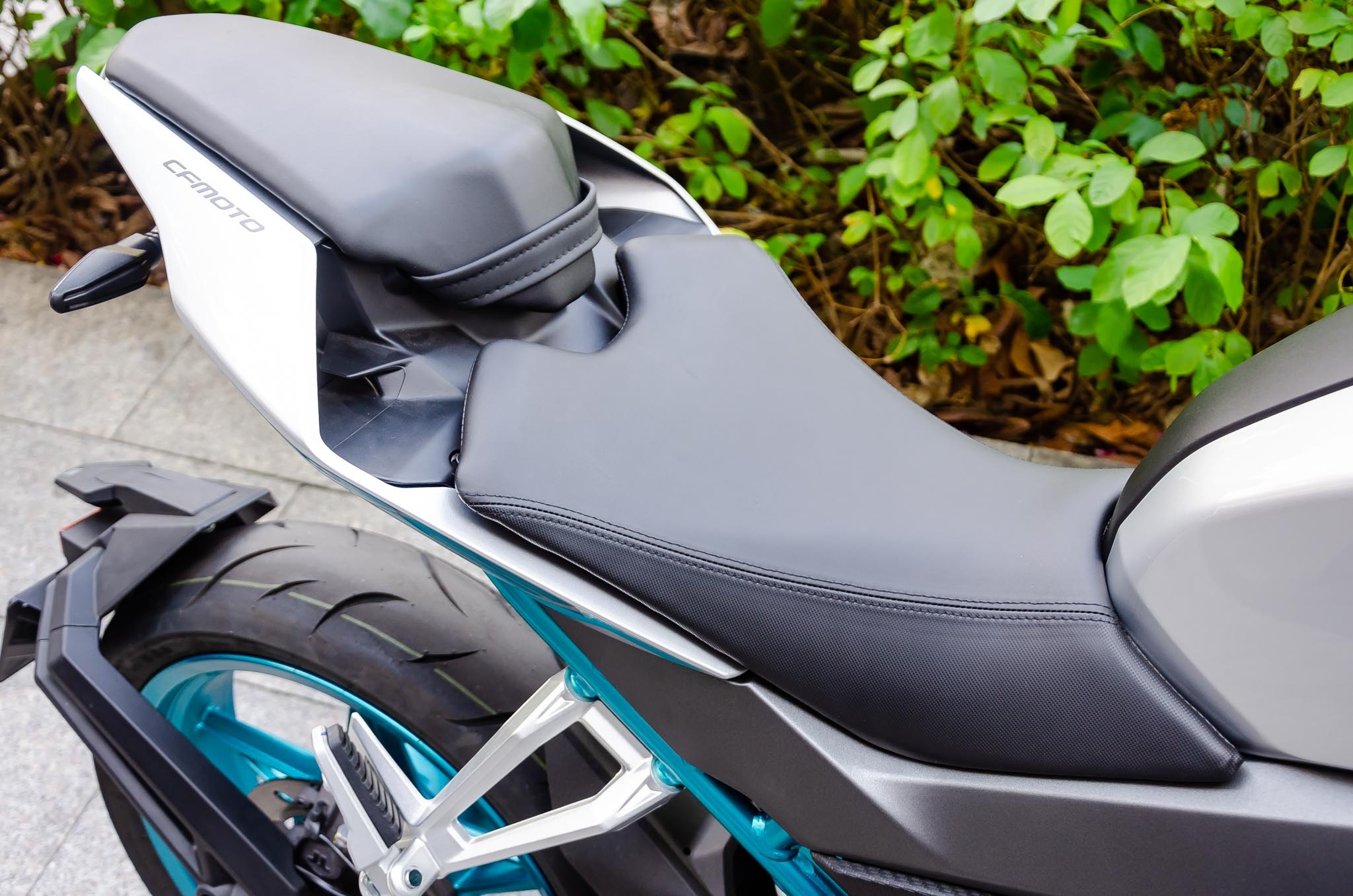 gia xe cfmoto anh 10