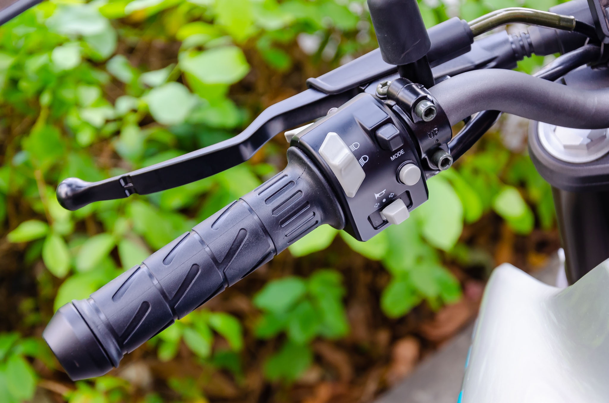 gia xe cfmoto anh 15