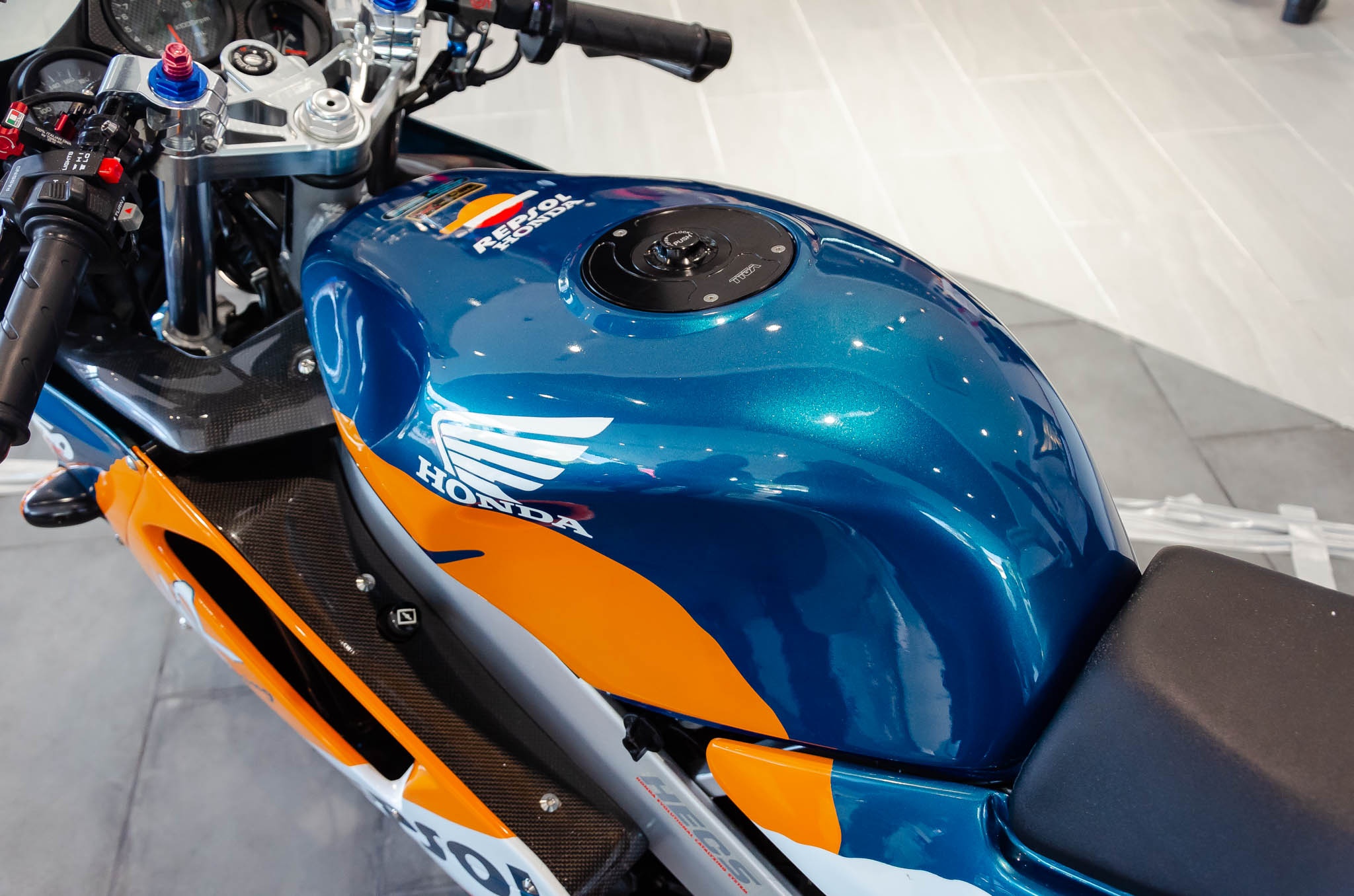 giá Honda nsr150 ảnh 6 gia Honda nsr150 anh 6