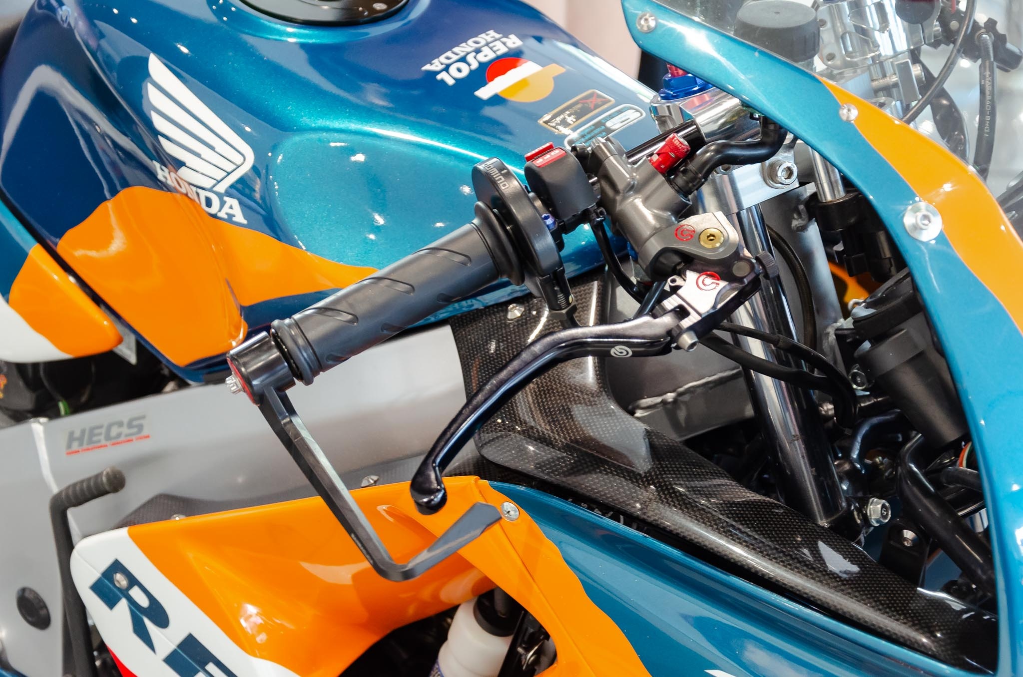 giá Honda nsr150 ảnh 15 gia Honda nsr150 anh 15