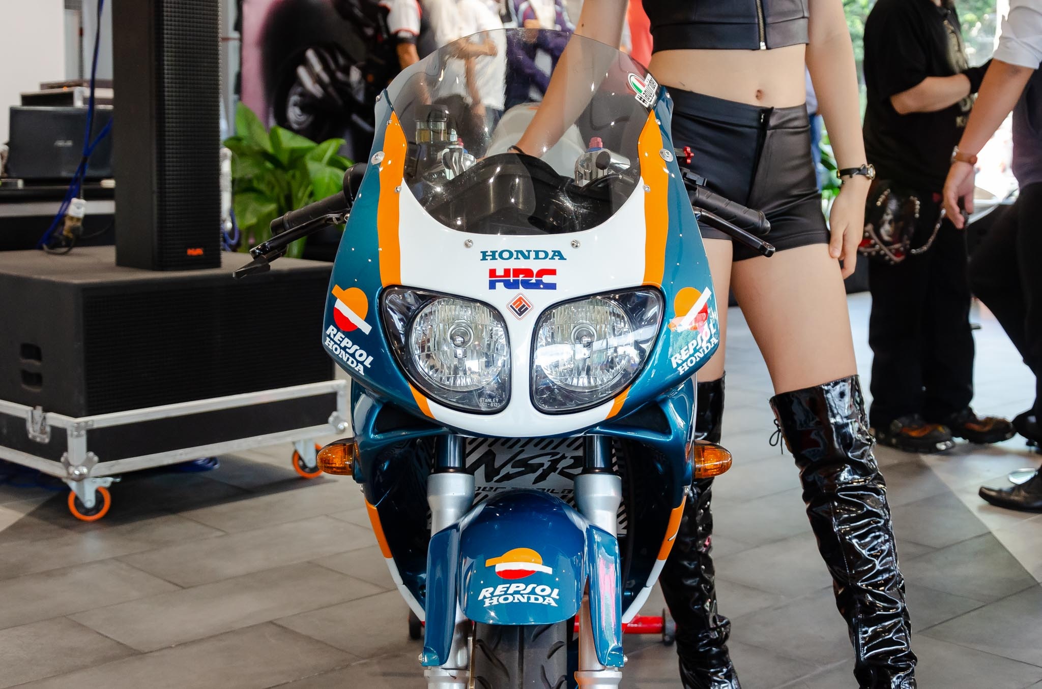 giá Honda nsr150 ảnh 7 gia Honda nsr150 anh 7