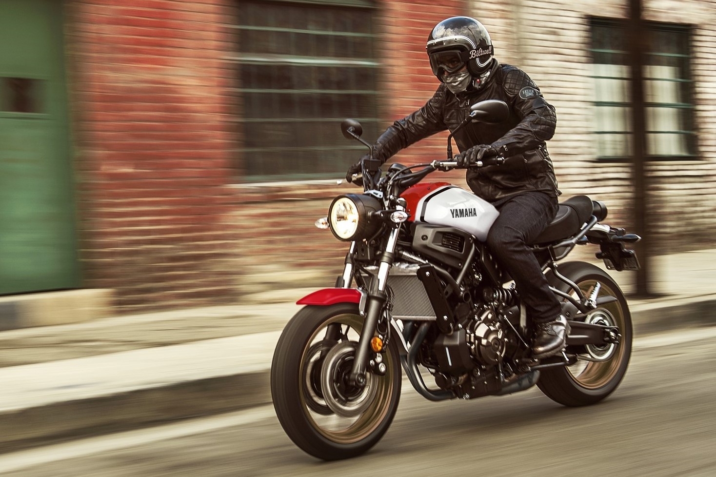 giá xe môtô Yamaha ảnh 2 gia xe moto Yamaha anh 2