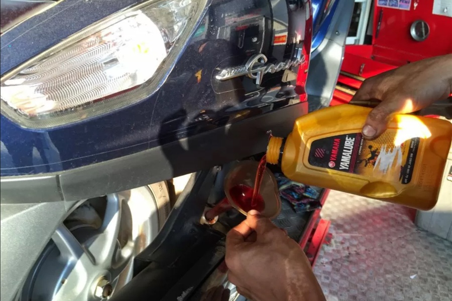 bao duong xe may anh 1