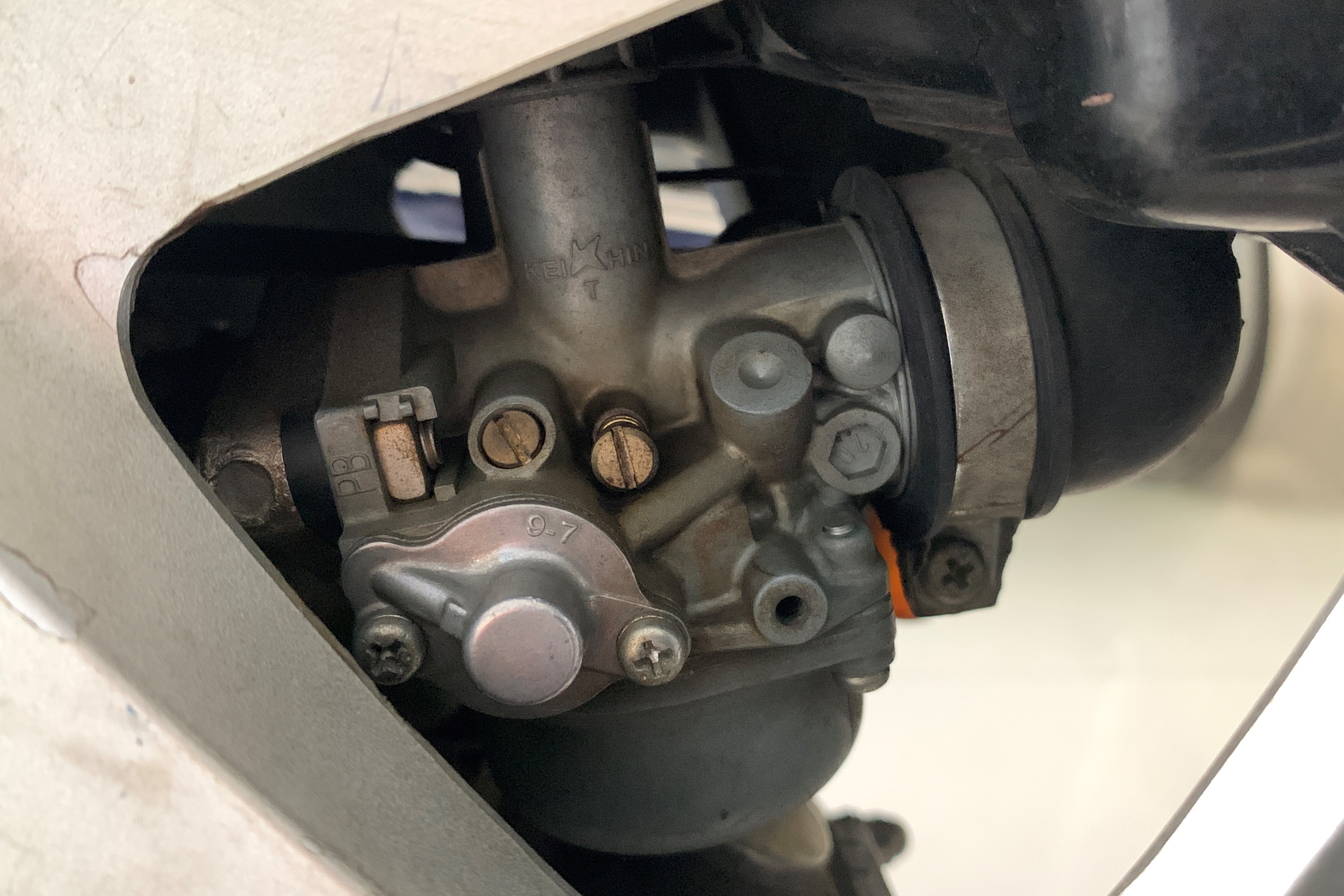 bao duong xe may anh 2